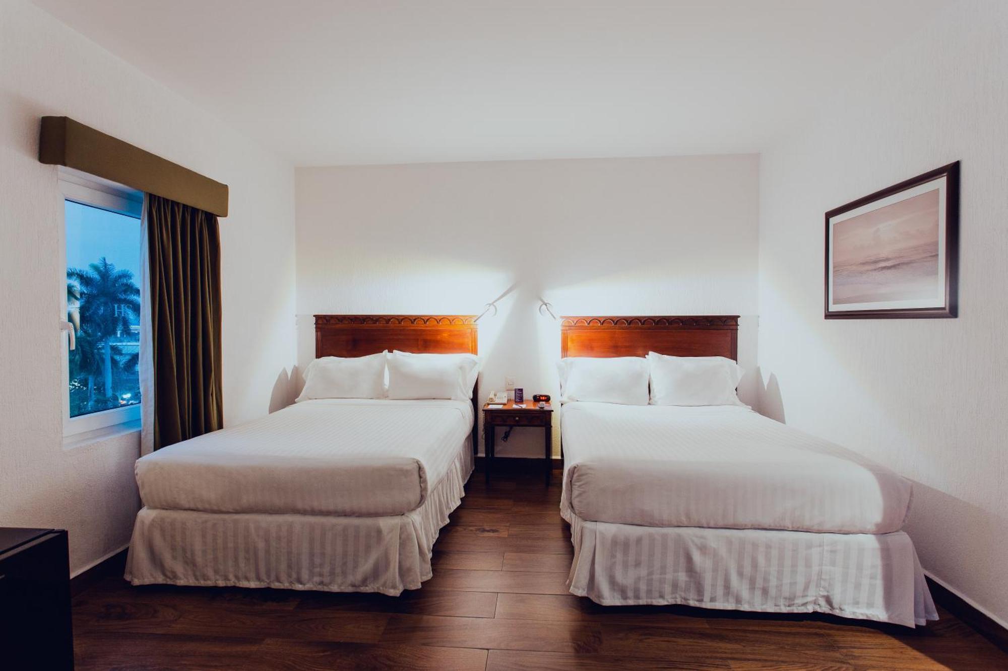 Deluxe Junior Suite,1584524060:JPEG