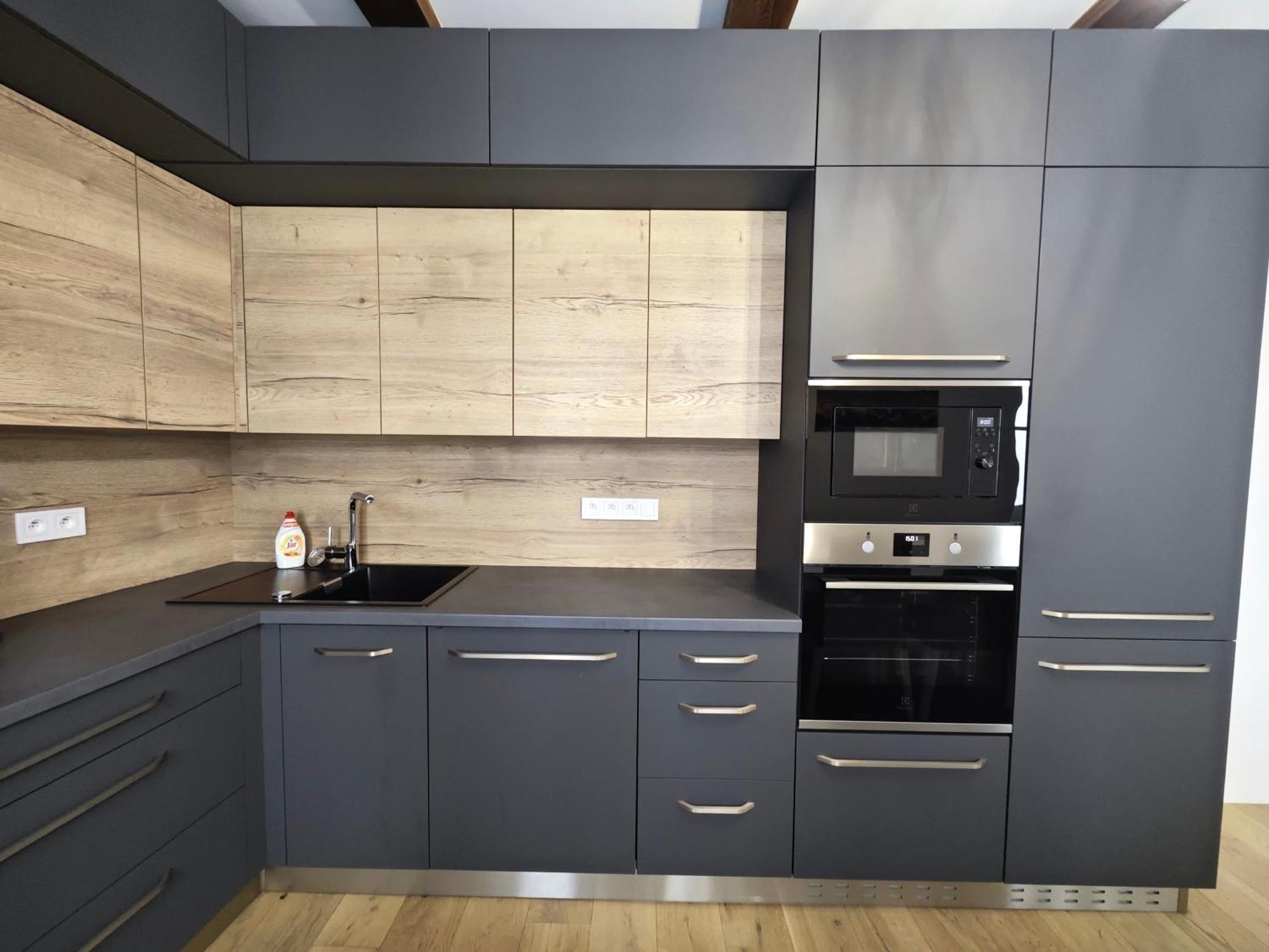 Deluxe Apartment,1584874808:JPEG