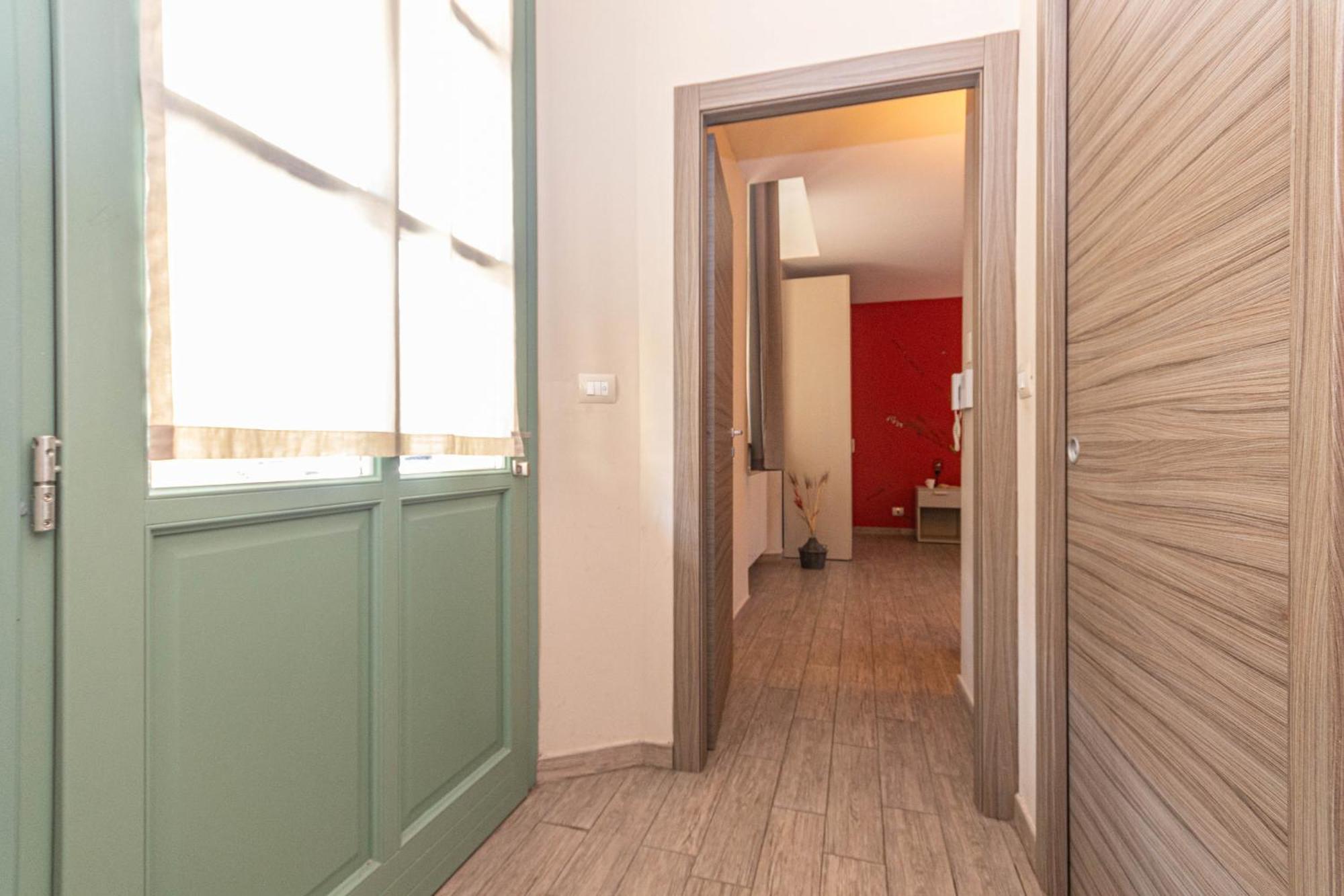 Studio Apartment,1585486845:JPEG