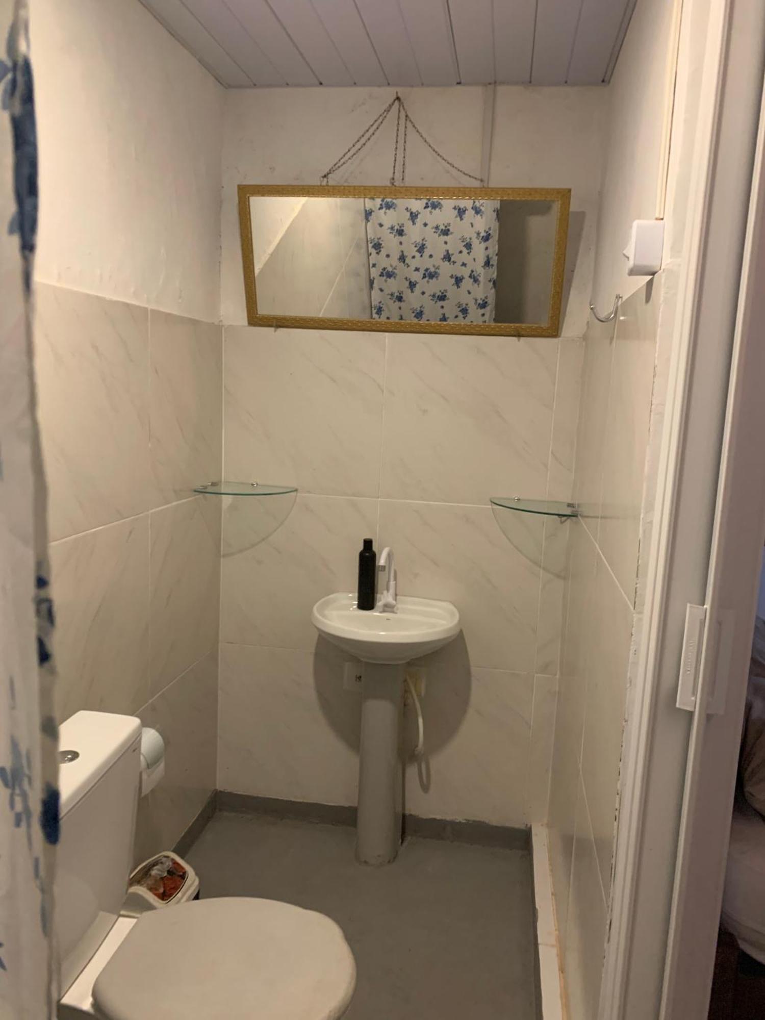 Quarto Triplo com Banheira