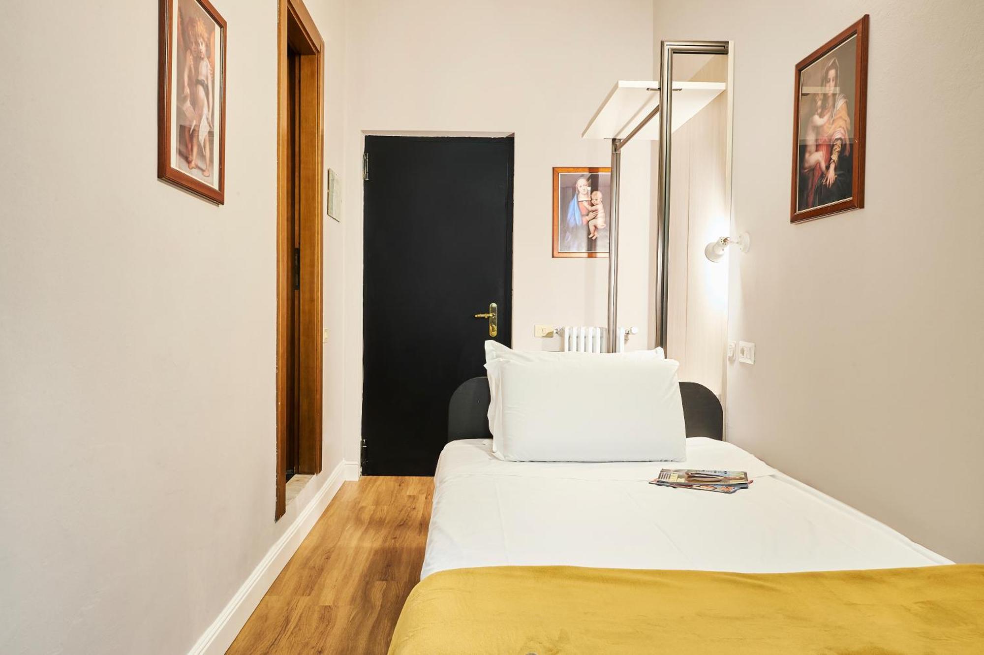 Single Room,1586107027:JPEG