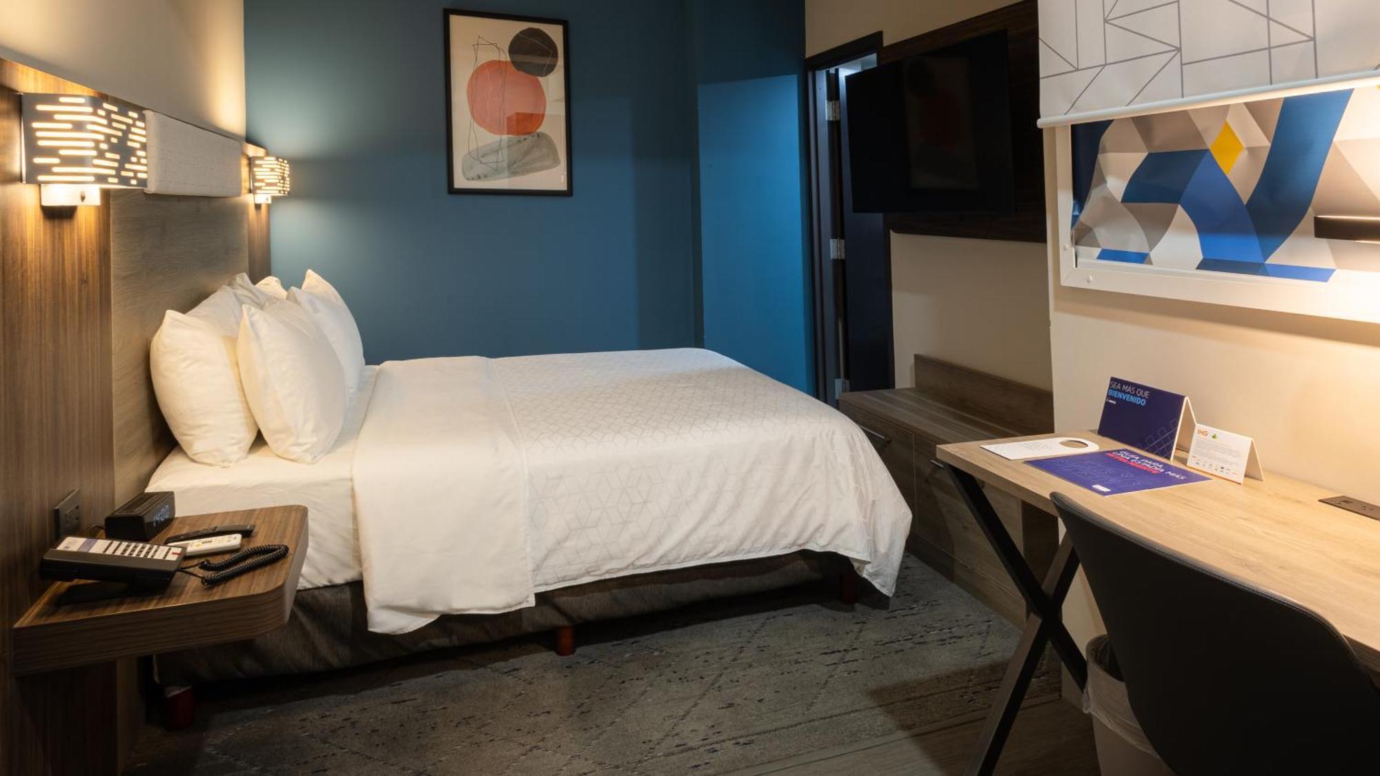 Standard Room,1586115798:JPEG