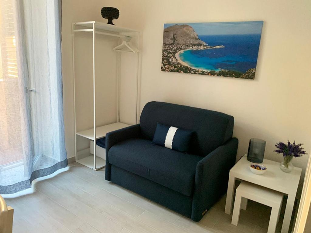 Small Single Room,1586398053:JPEG