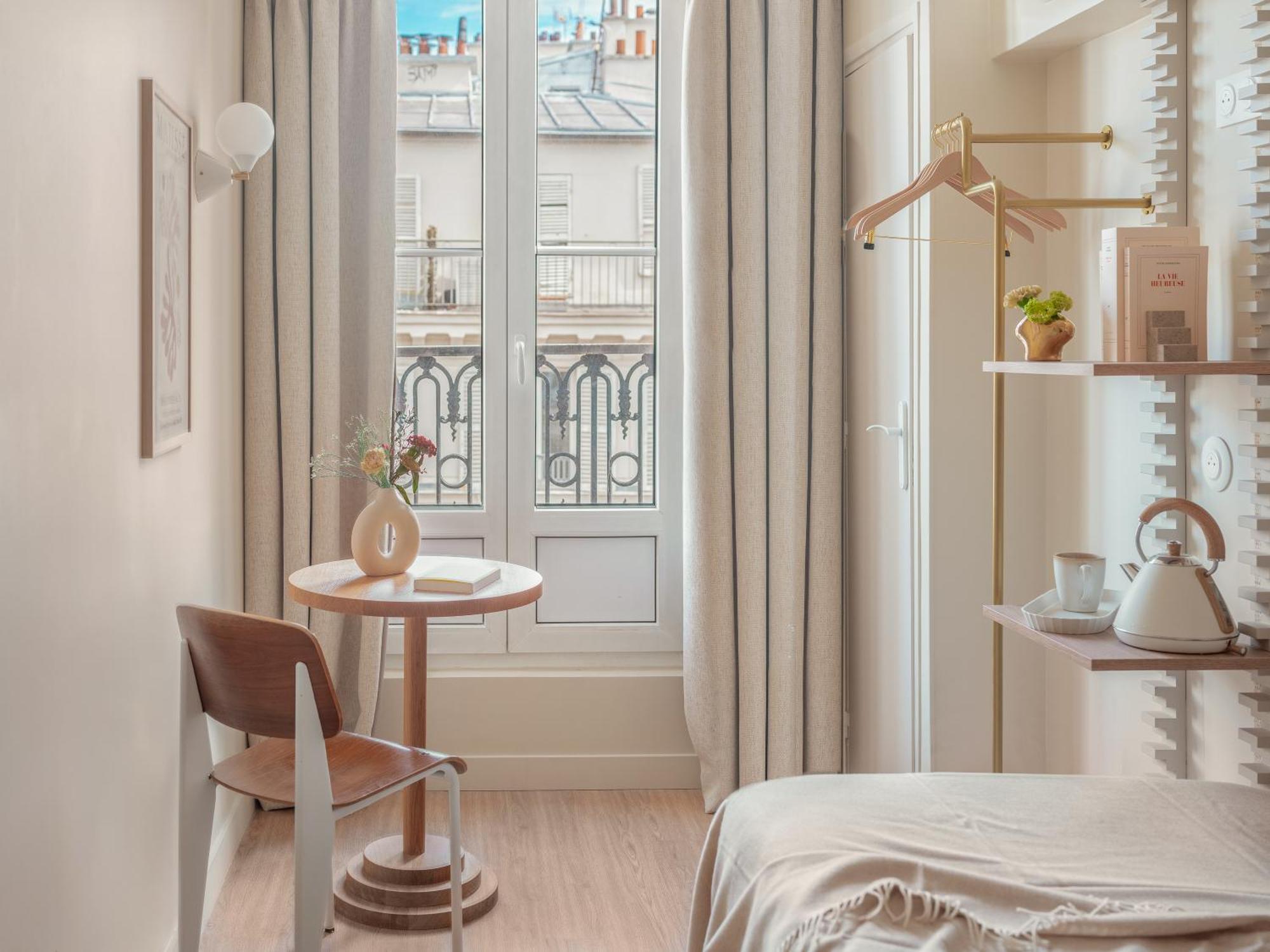 Small Single Room,1586824037:JPEG