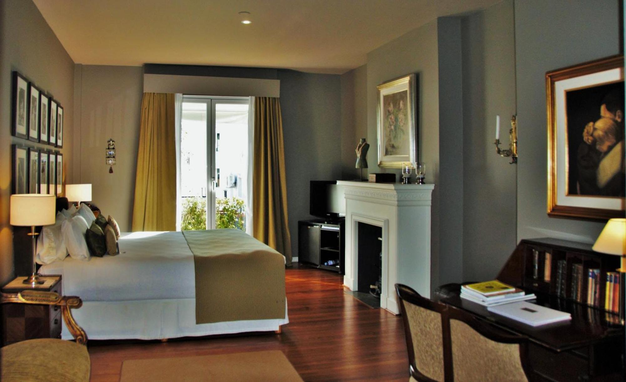 Deluxe Double or Twin Room,698777775:JPEG