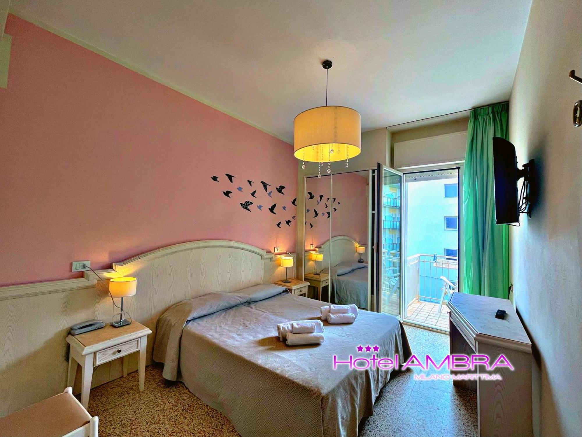 Standard Double Room,689001753:JPEG