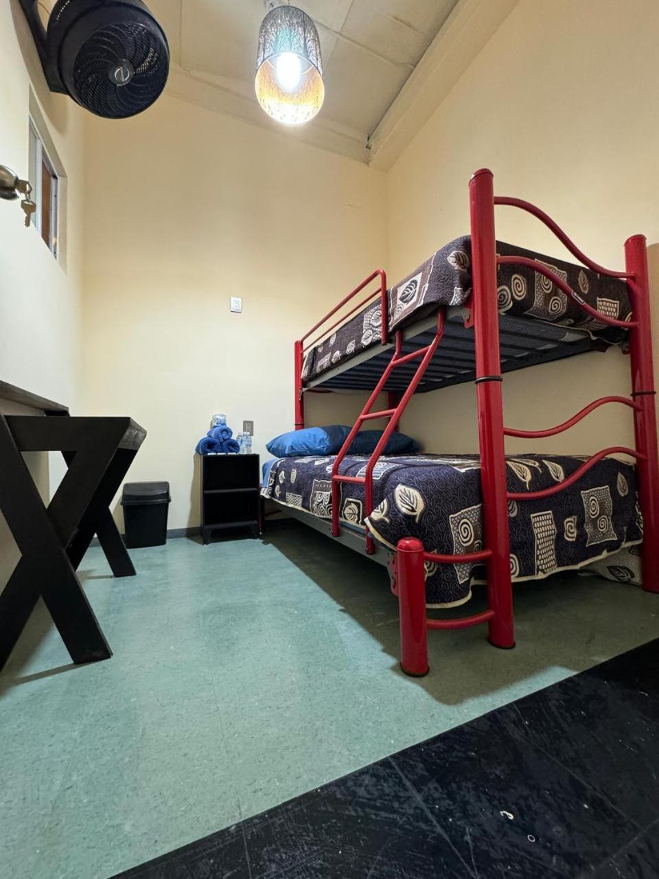 Standard Single Room,1587111264:JPEG