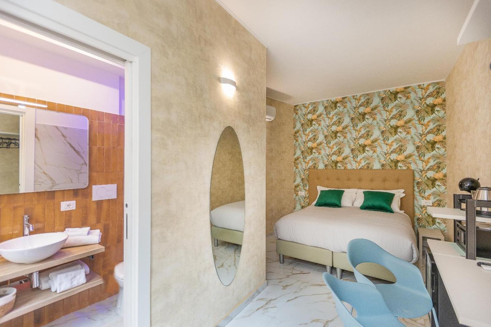 Standard Double Room,1587207590:JPEG