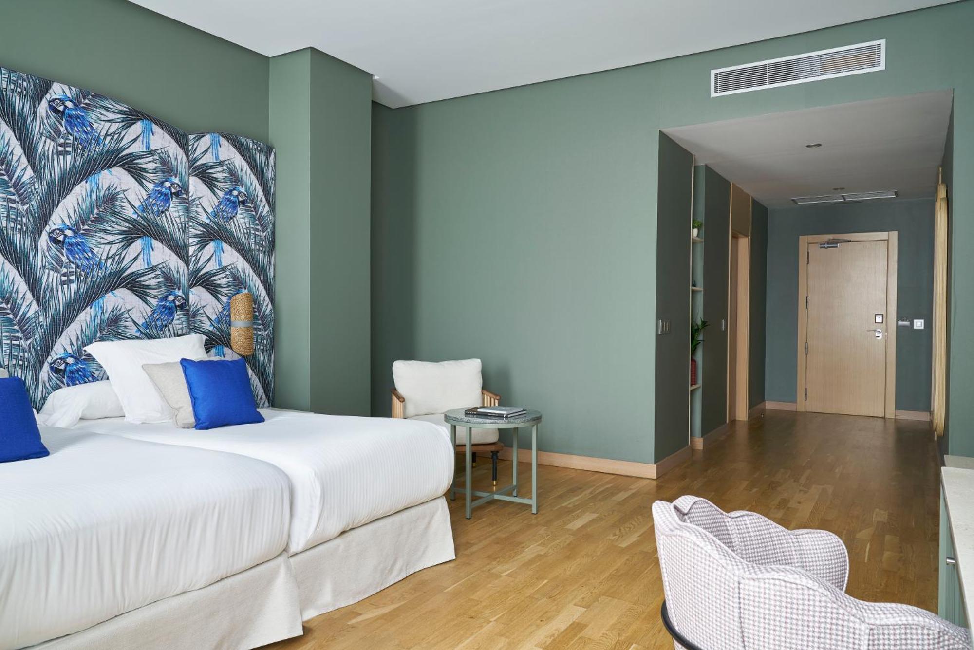 Triple Superior Room Balcony