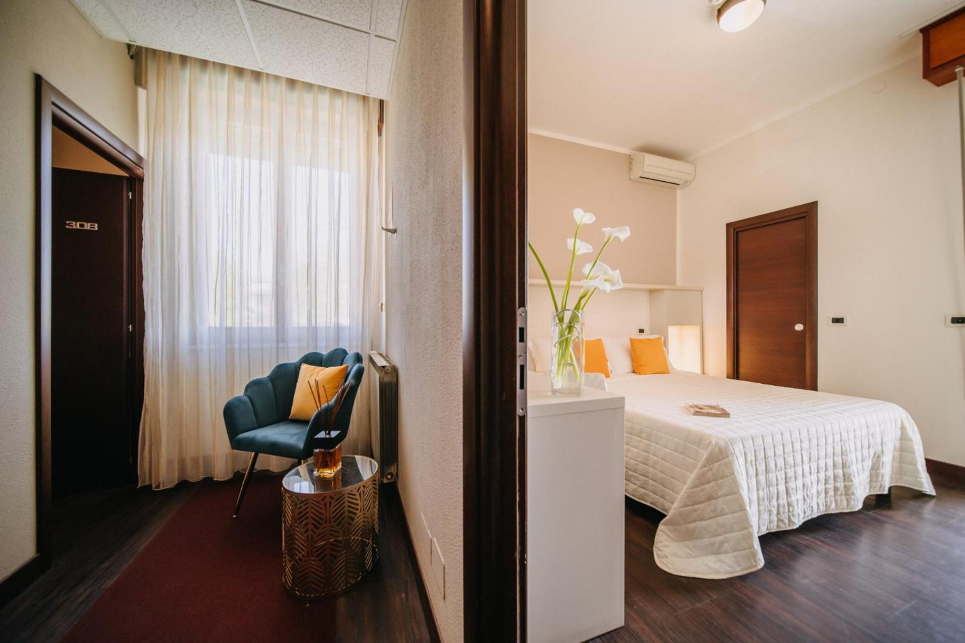 Family Suite,1587501177:JPEG
