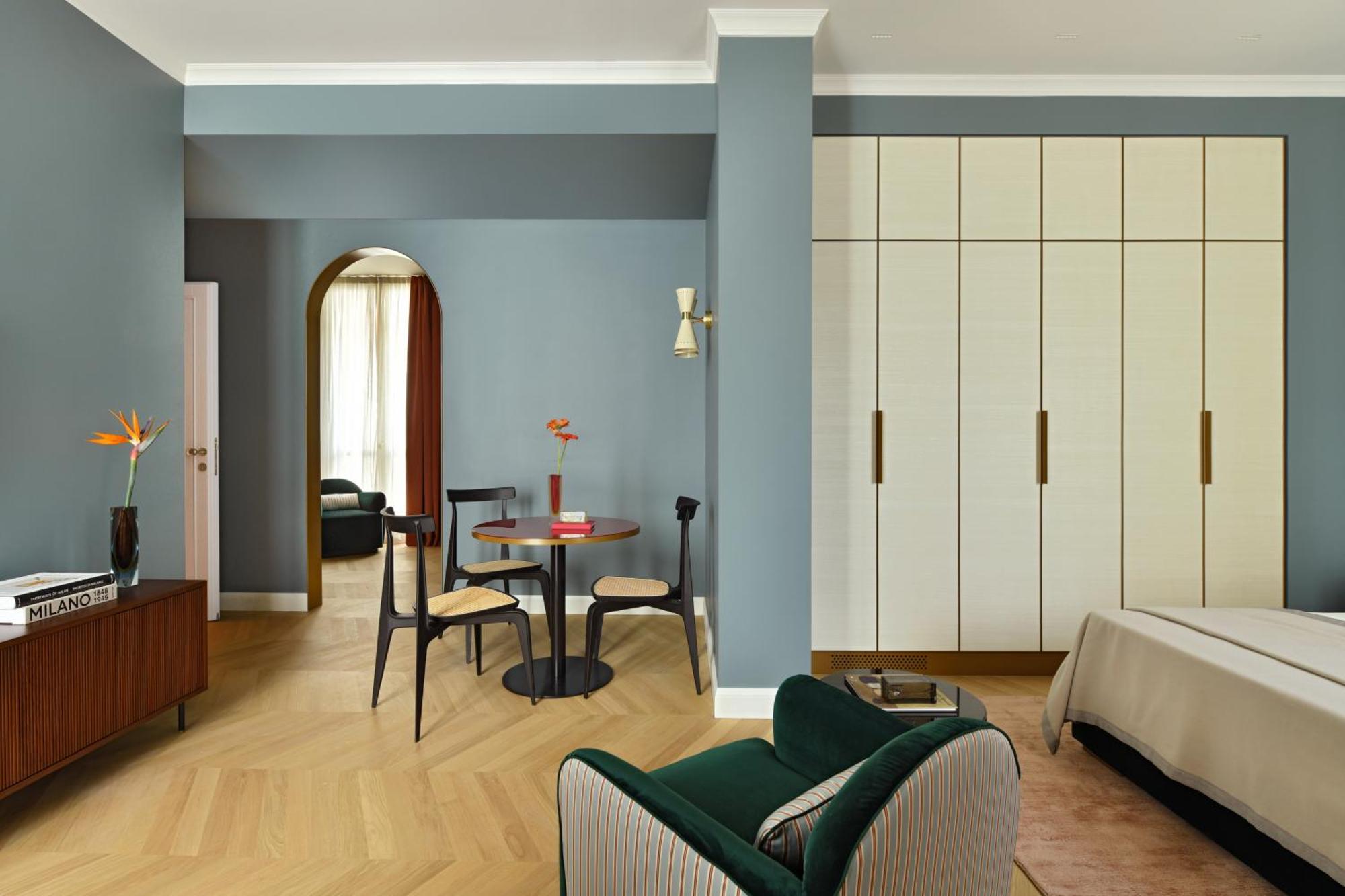 Deluxe King Suite,1587668824:JPEG