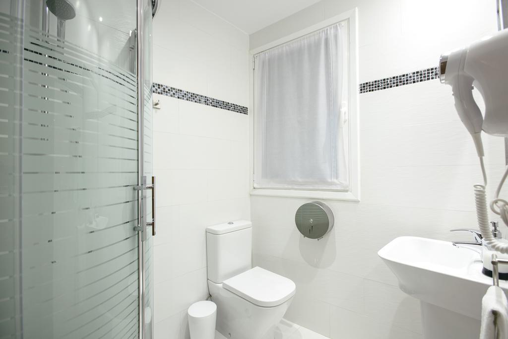 Habitación Doble con baño compartido