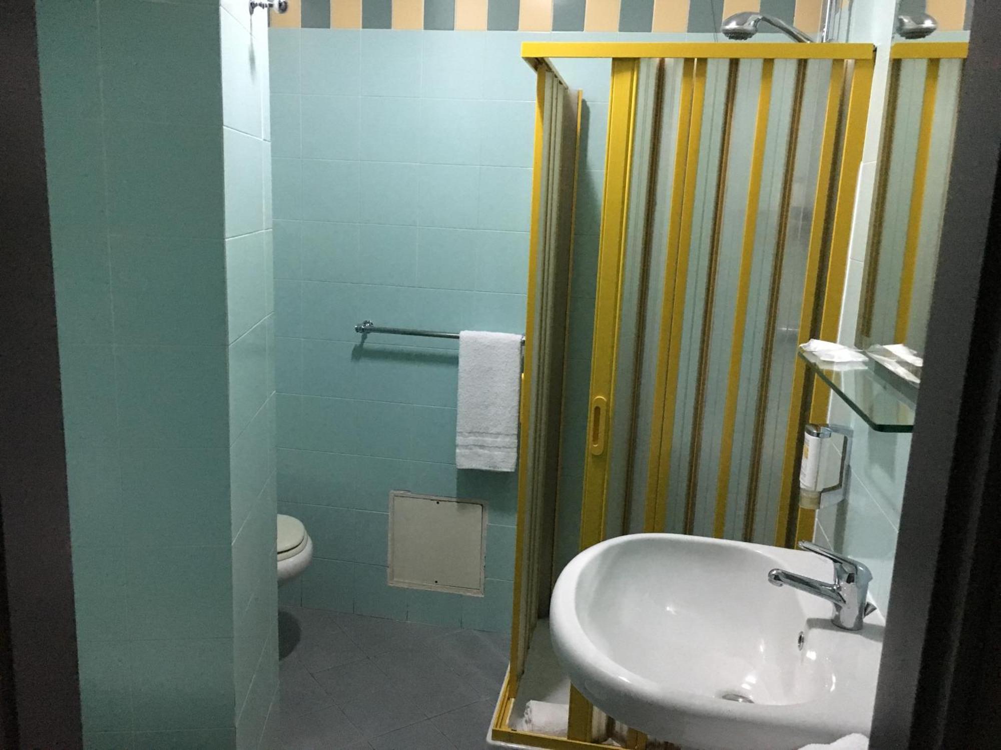 Economy Single Room