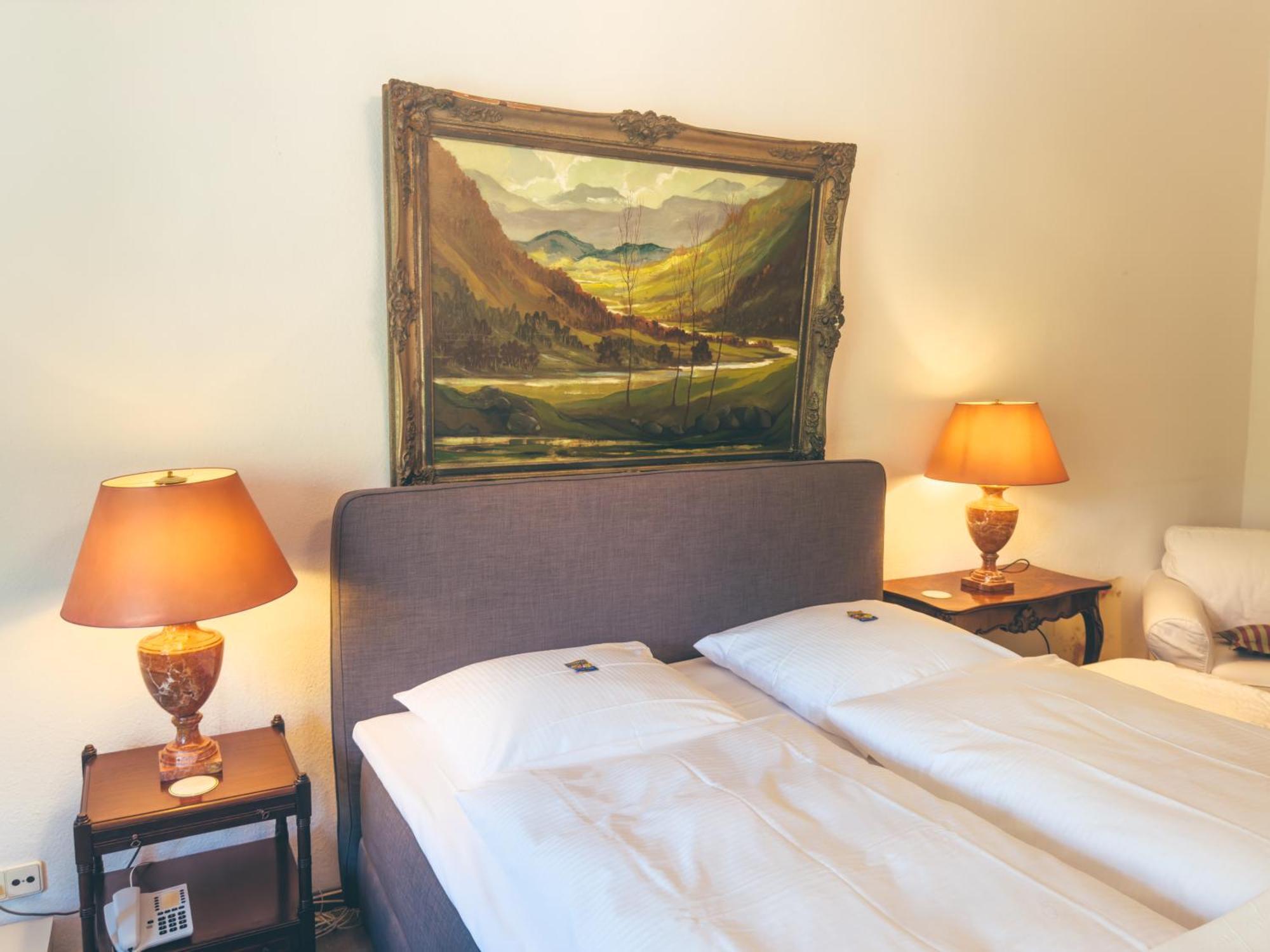 Deluxe Triple Room,1588054416:JPEG
