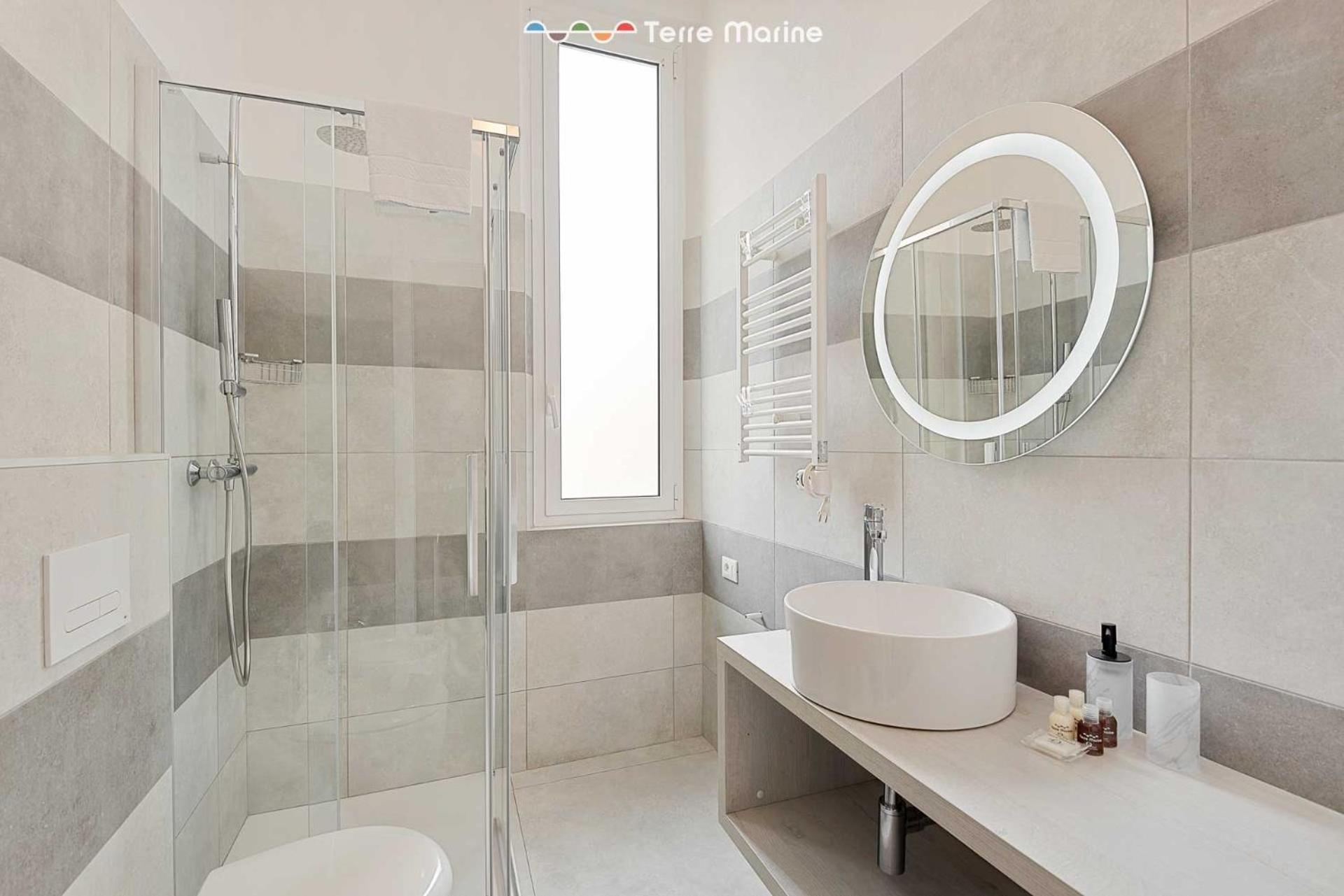 Double Room,1588531964:JPEG