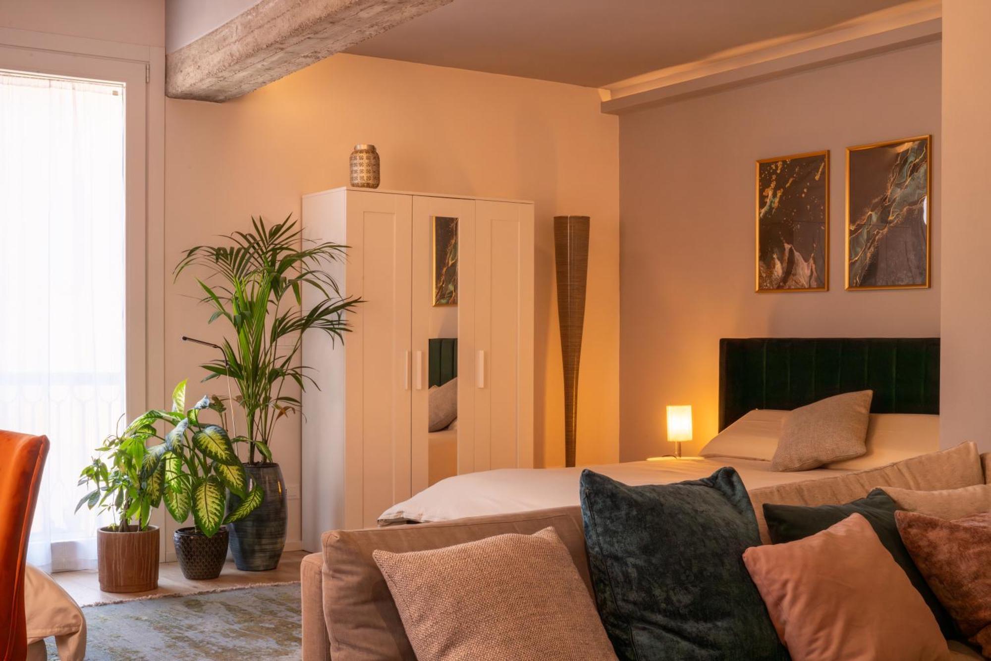 Deluxe Quadruple Room,1588663099:JPEG