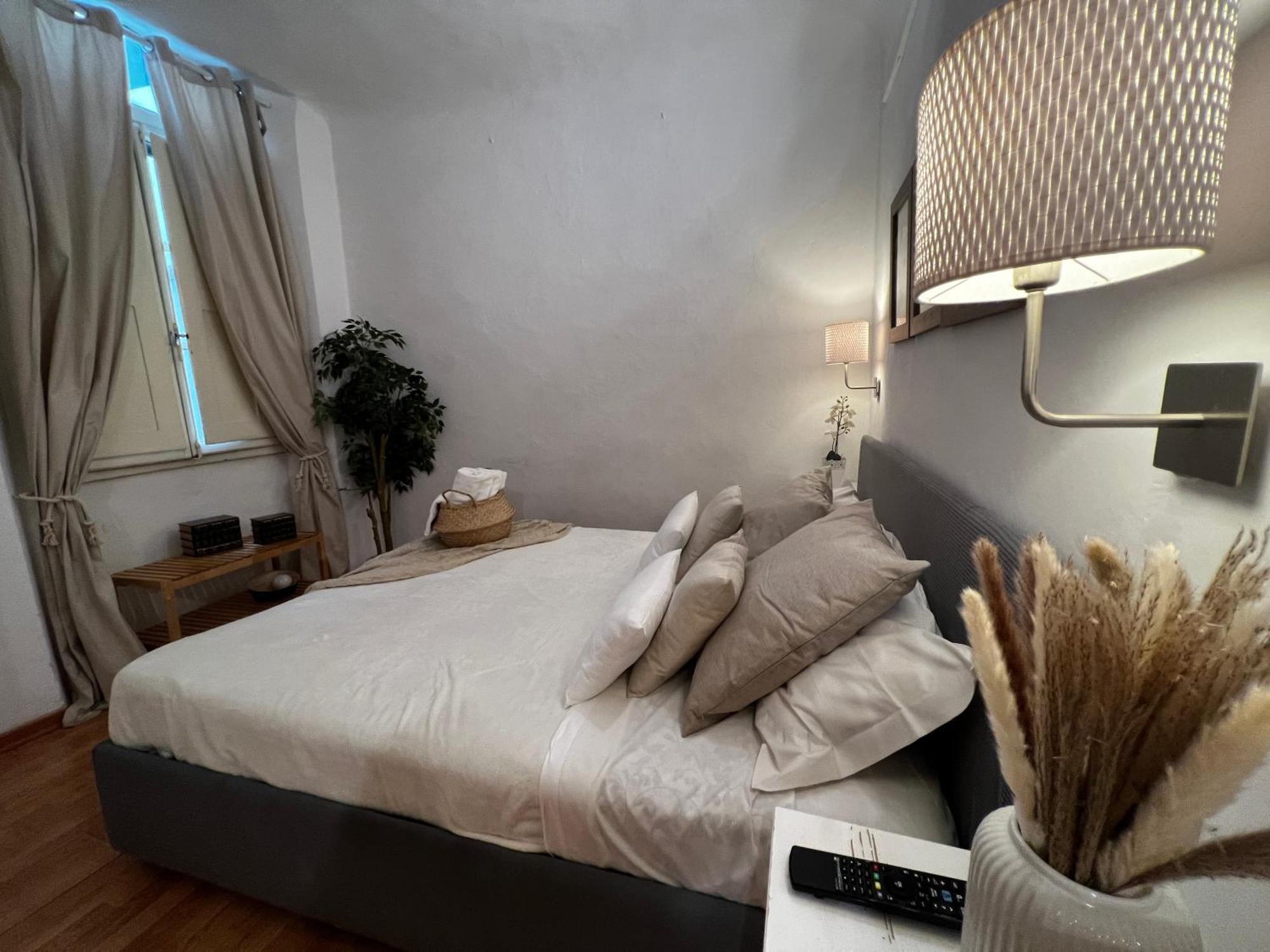 Double Room Private Bathroom