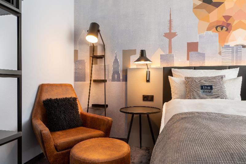 Premium Queen Room