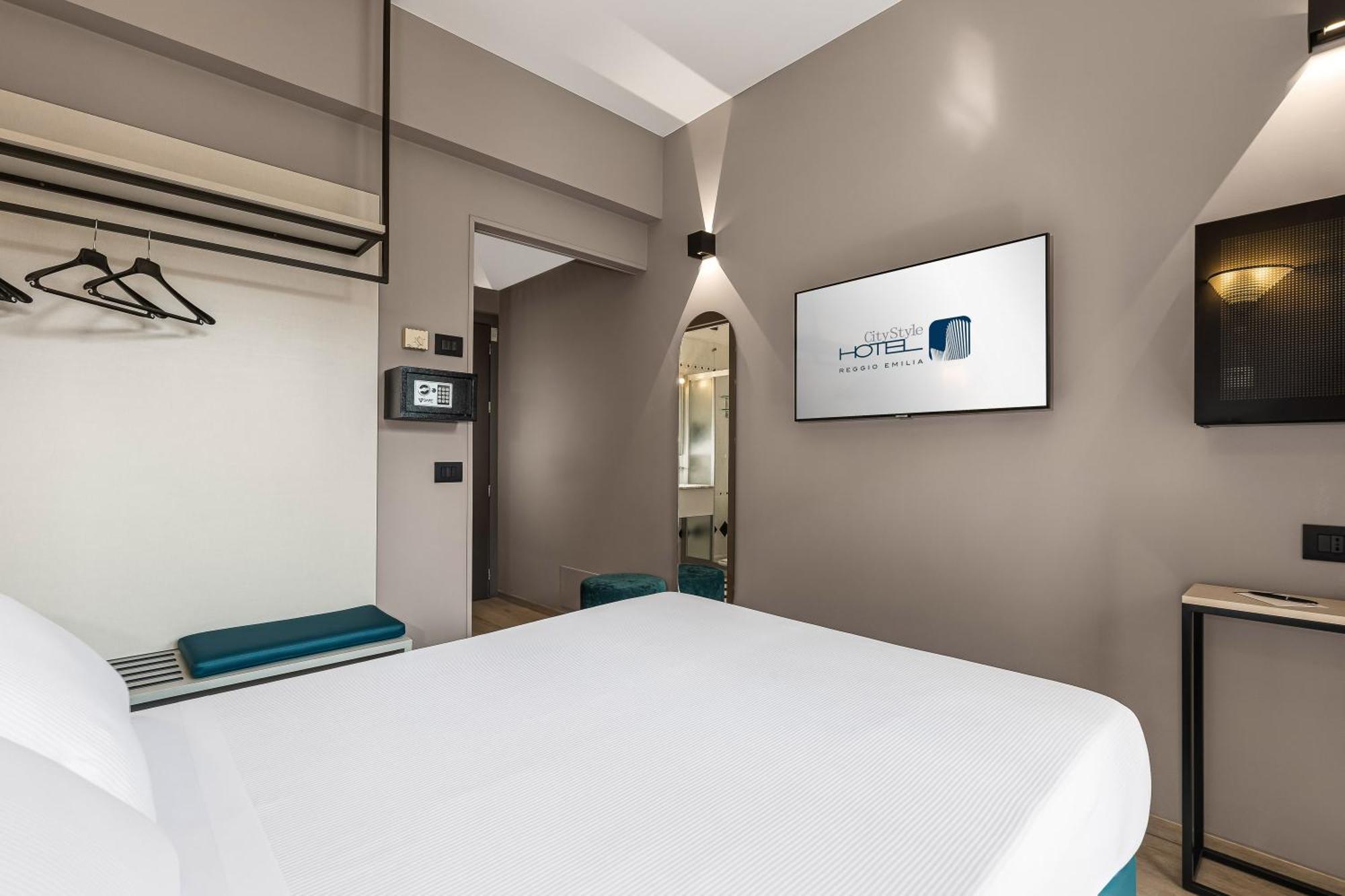 Single Room,1589561284:JPEG