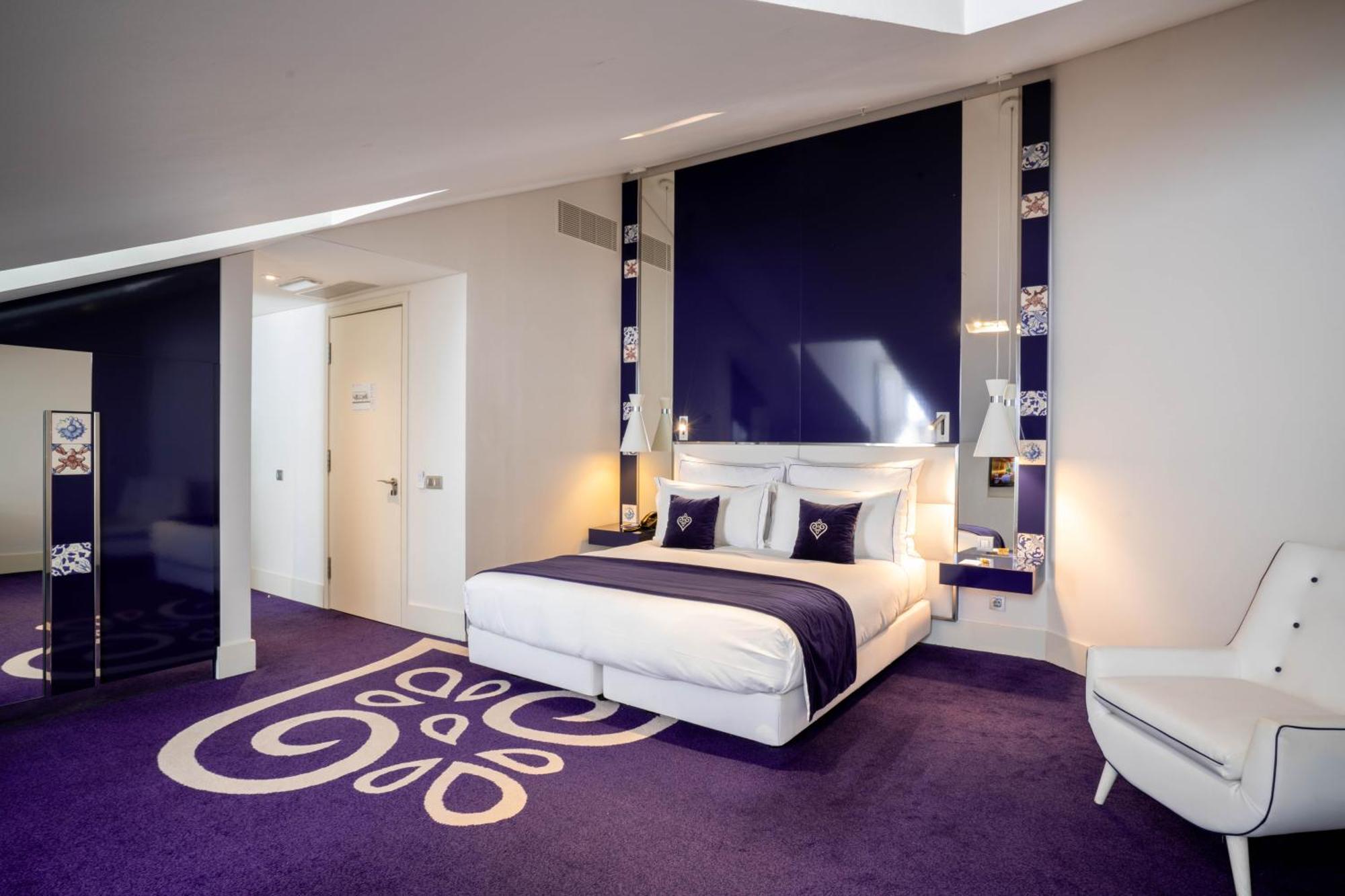 Suite,1589581687:JPEG