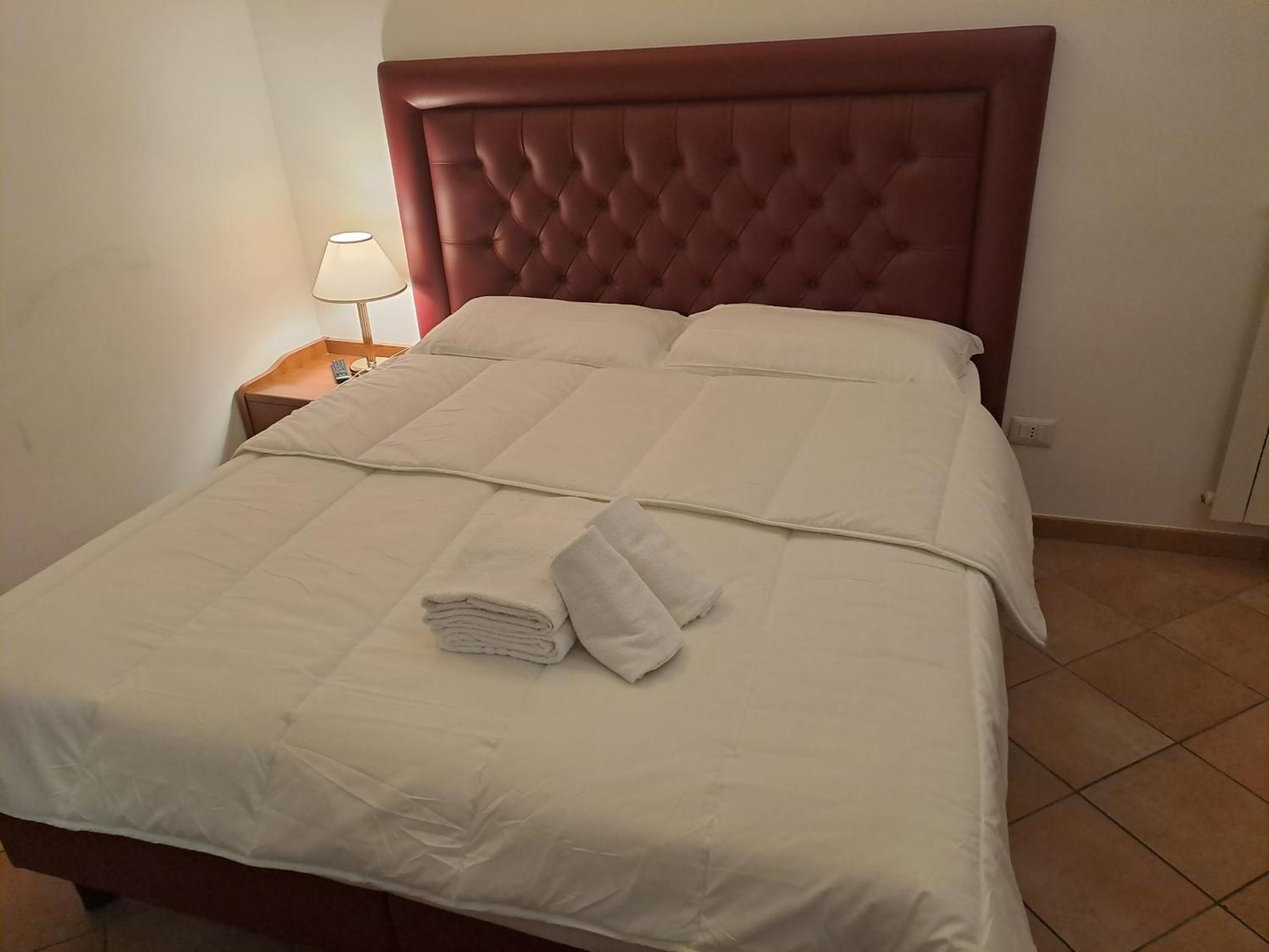 Double Room,1589758417:JPEG