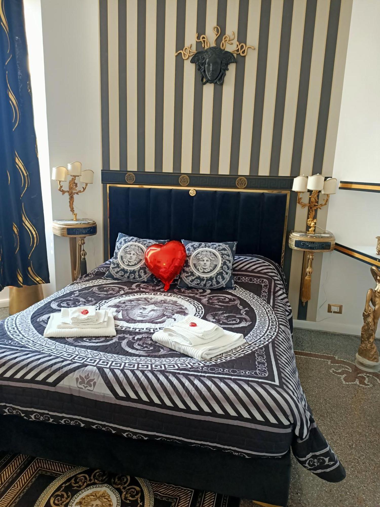 Luxury Triple Room,1542047320:JPEG
