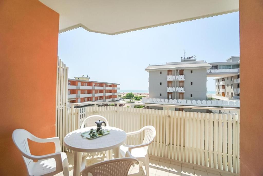Two-Bedroom Apartment Balcony Sea View