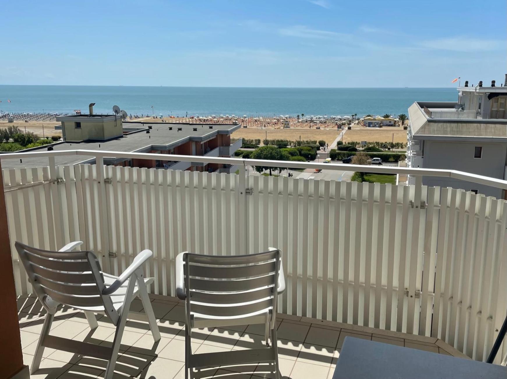 Two-Bedroom Apartment Balcony Sea View