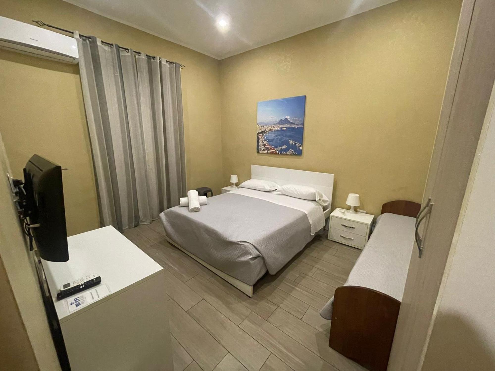 Triple Room,1590380983:JPEG