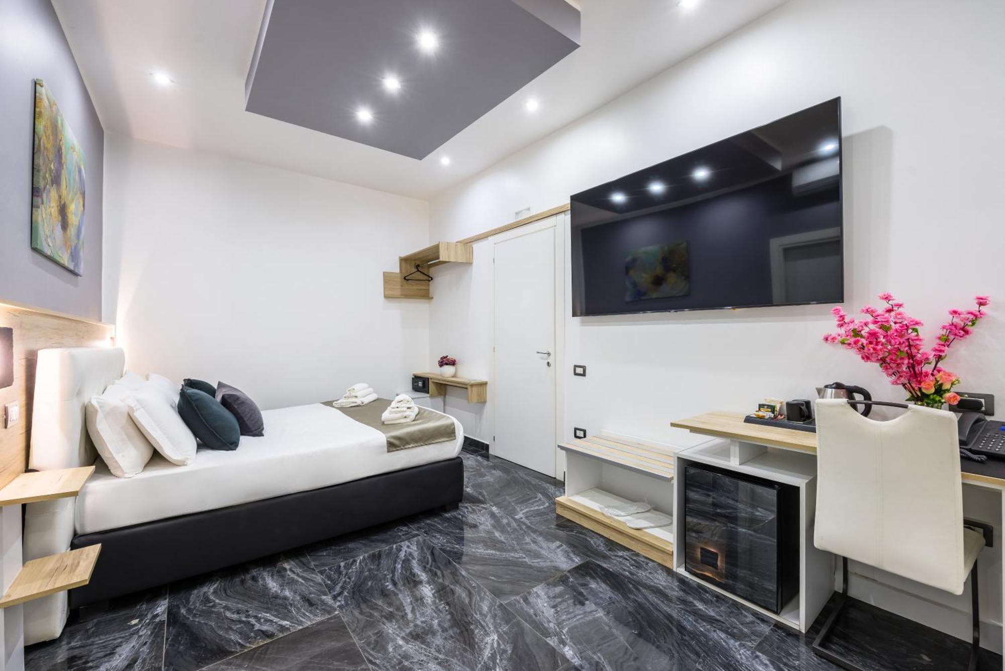 Triple Room,1590453524:JPEG