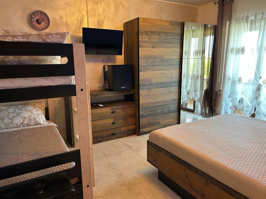 Quadruple Room Balcony,1590636841:JPEG