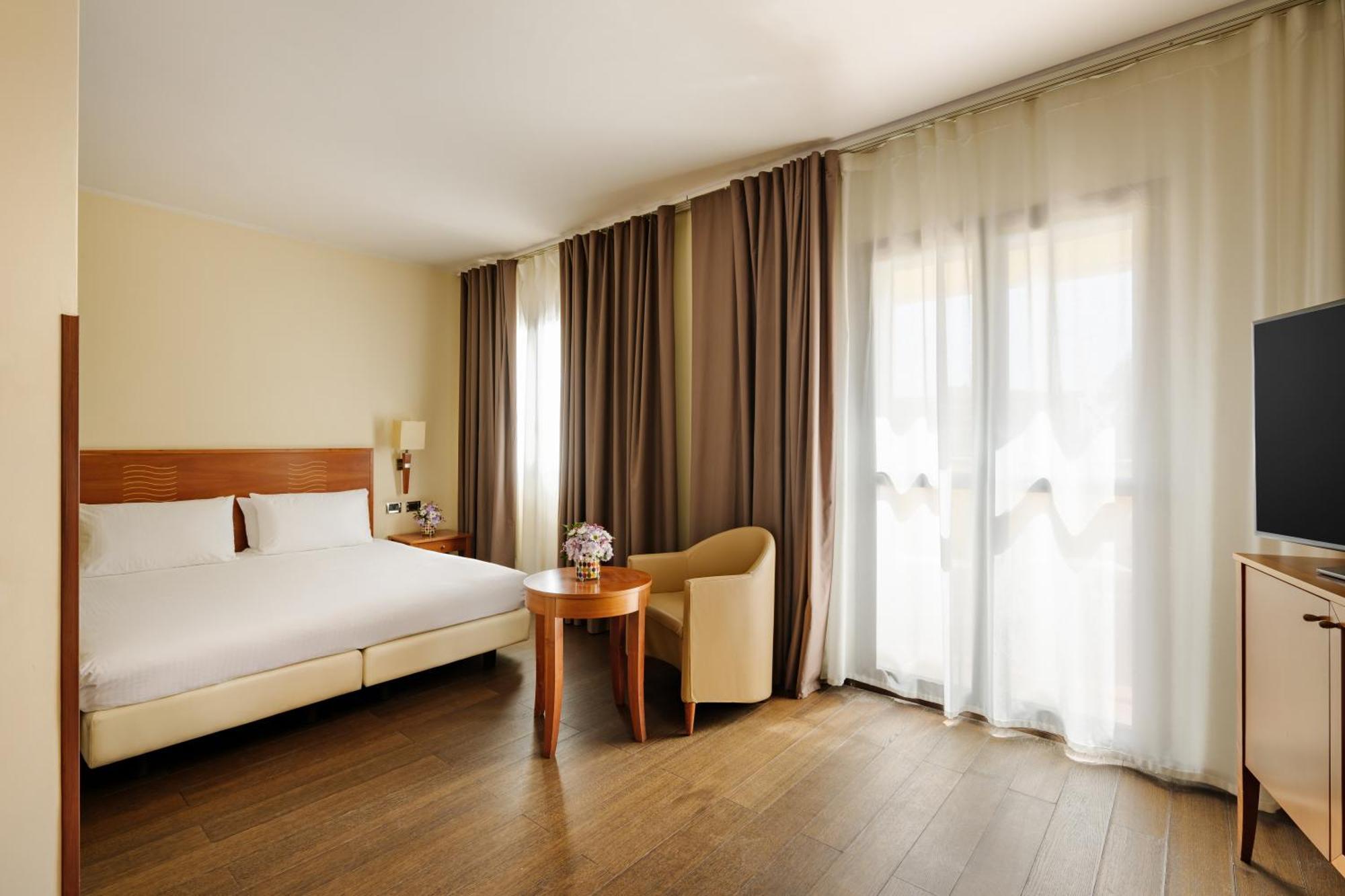 Junior Suite Reggia View,1592048445:JPEG