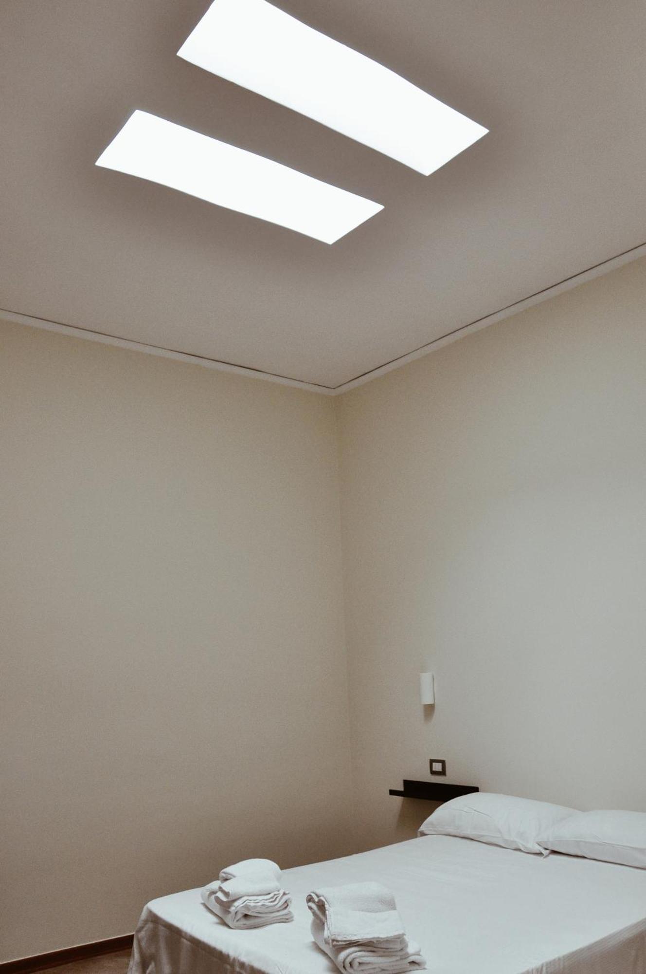Economy Double Room Skylight