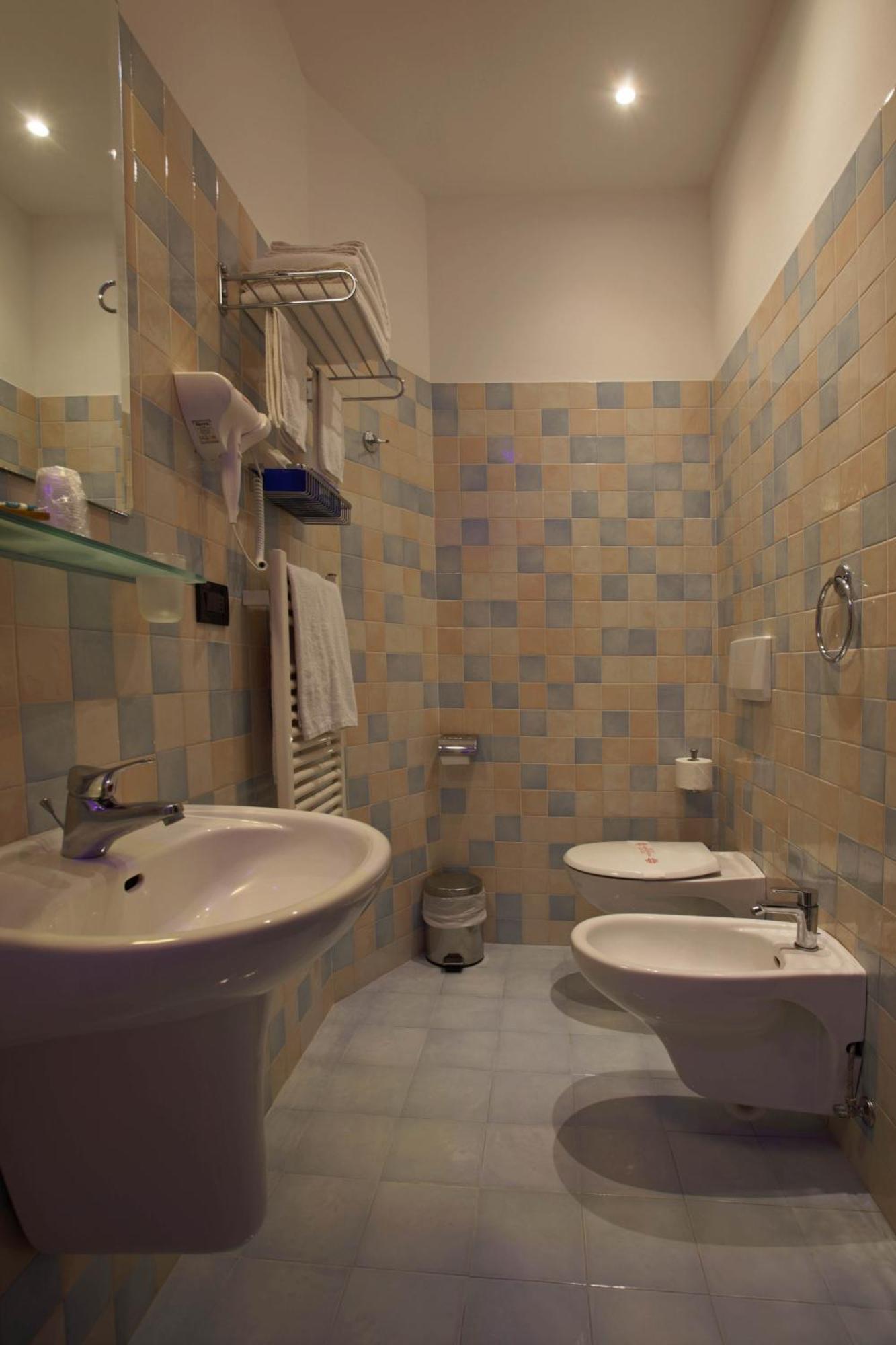 Standard Double or Twin Room,1670743929:JPEG