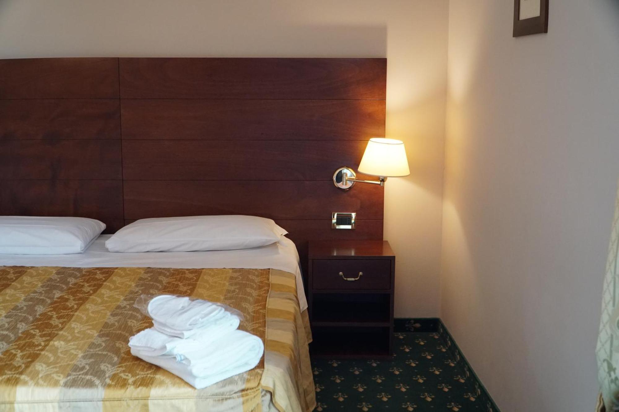 Superior Double Room,1592121373:JPEG