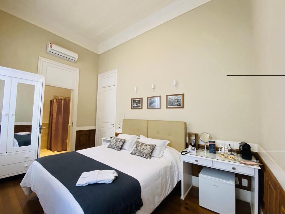Standard Suite,1592945123:JPEG