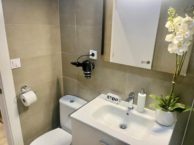 Double Room with Private Bathroom,1593050235:JPEG