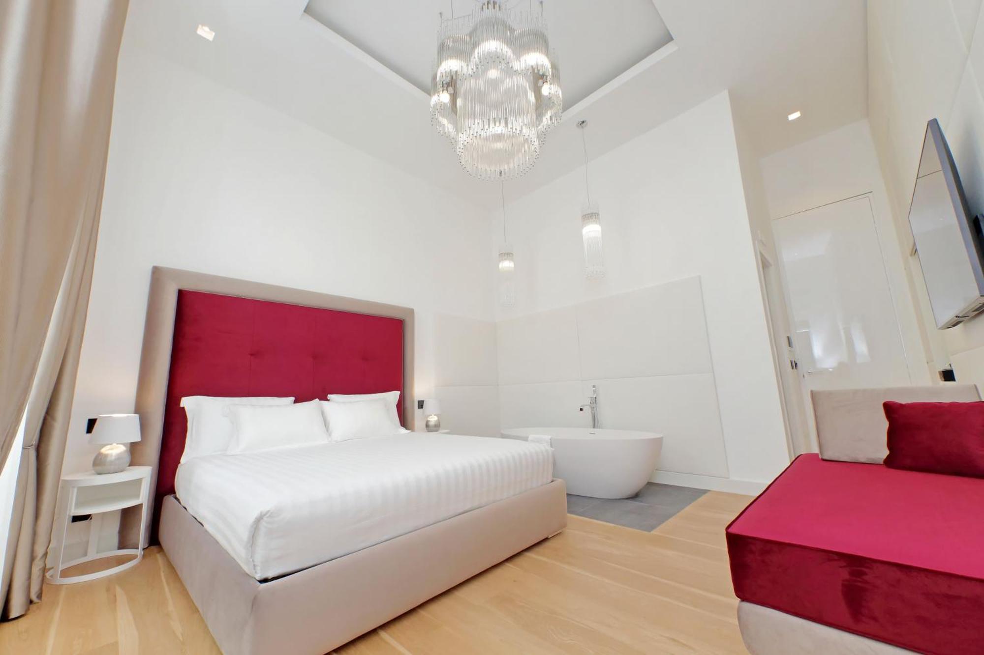 Deluxe King Suite,1593516047:JPEG