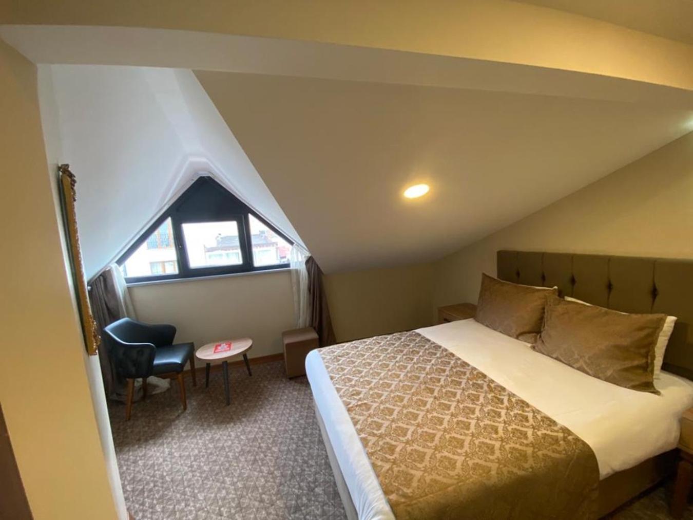 Economy Double or Twin room-Basement Floor,1542226999:JPEG