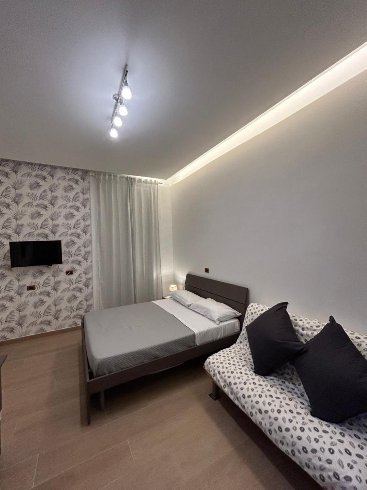 Premium Quadruple Room,1594621337:JPEG