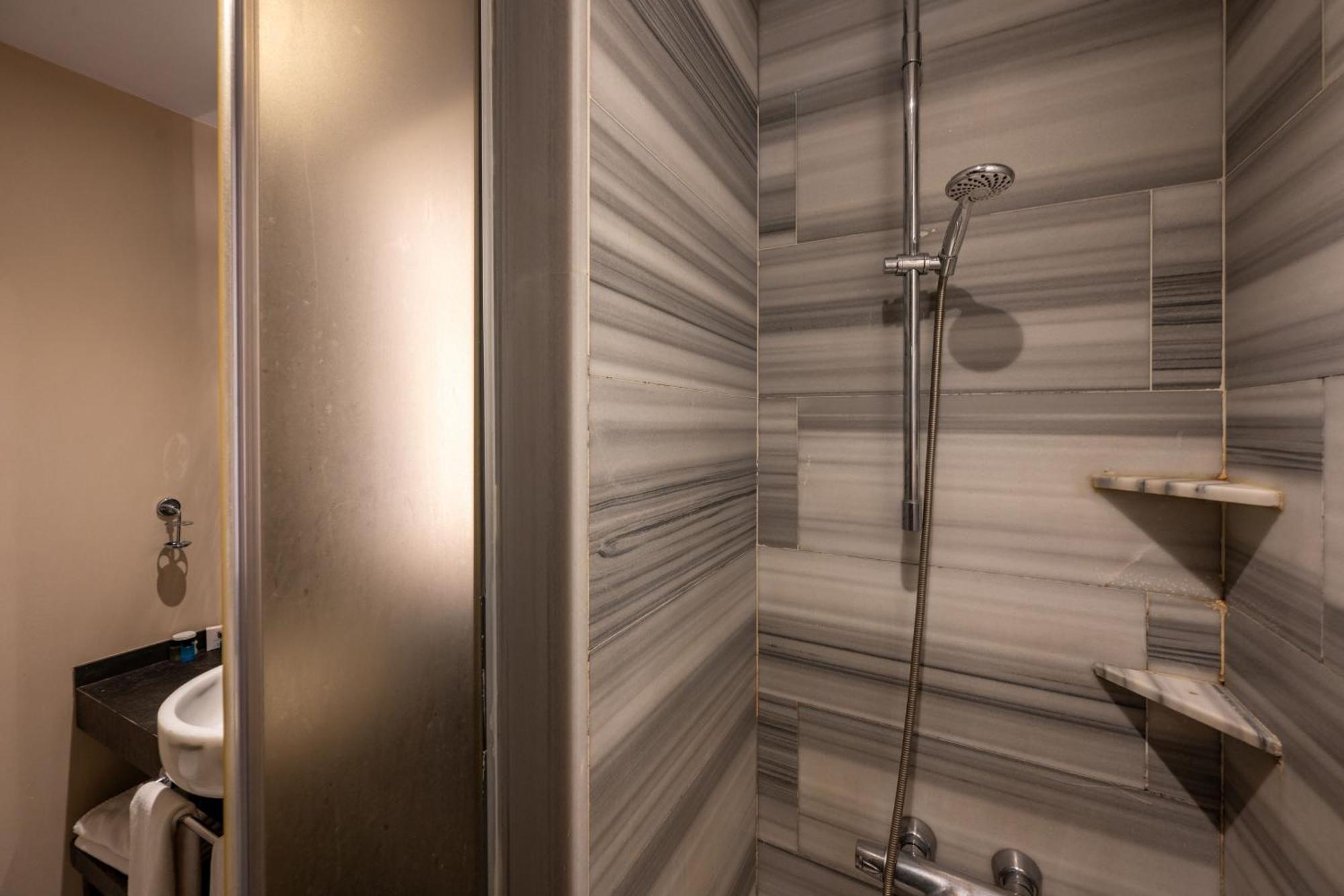 Superior Triple Room,693005001:JPEG