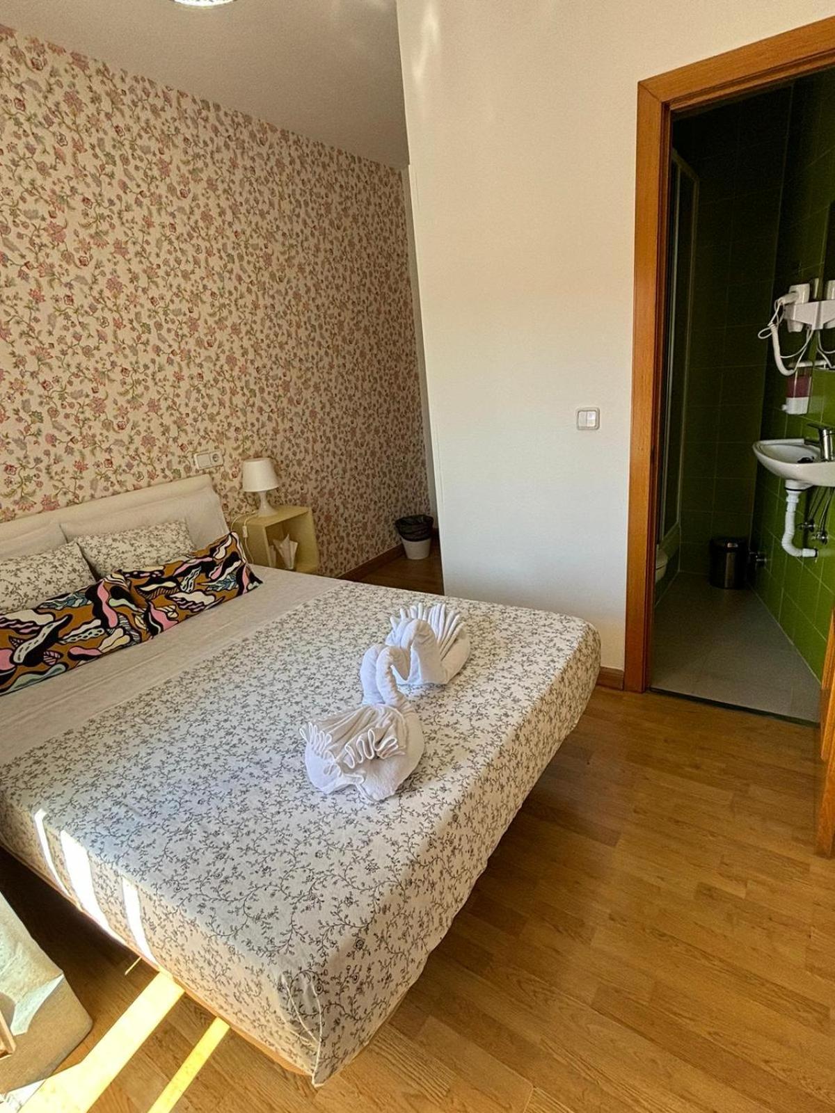 Double Room Private Bathroom