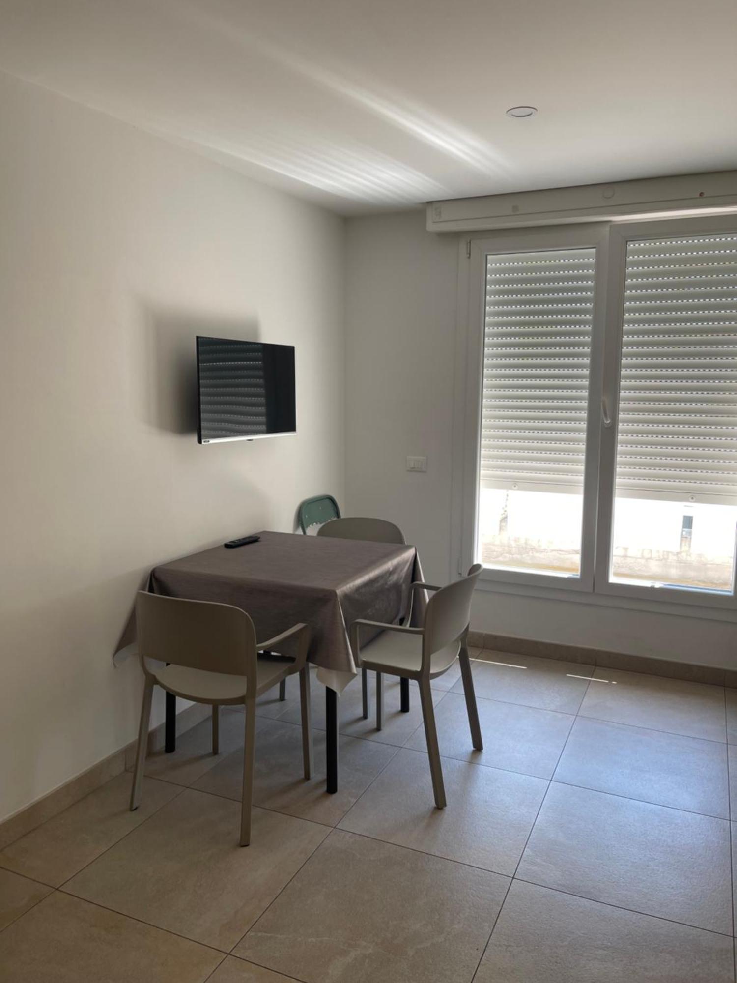 One-Bedroom Apartment Terrace,1594689567:JPEG