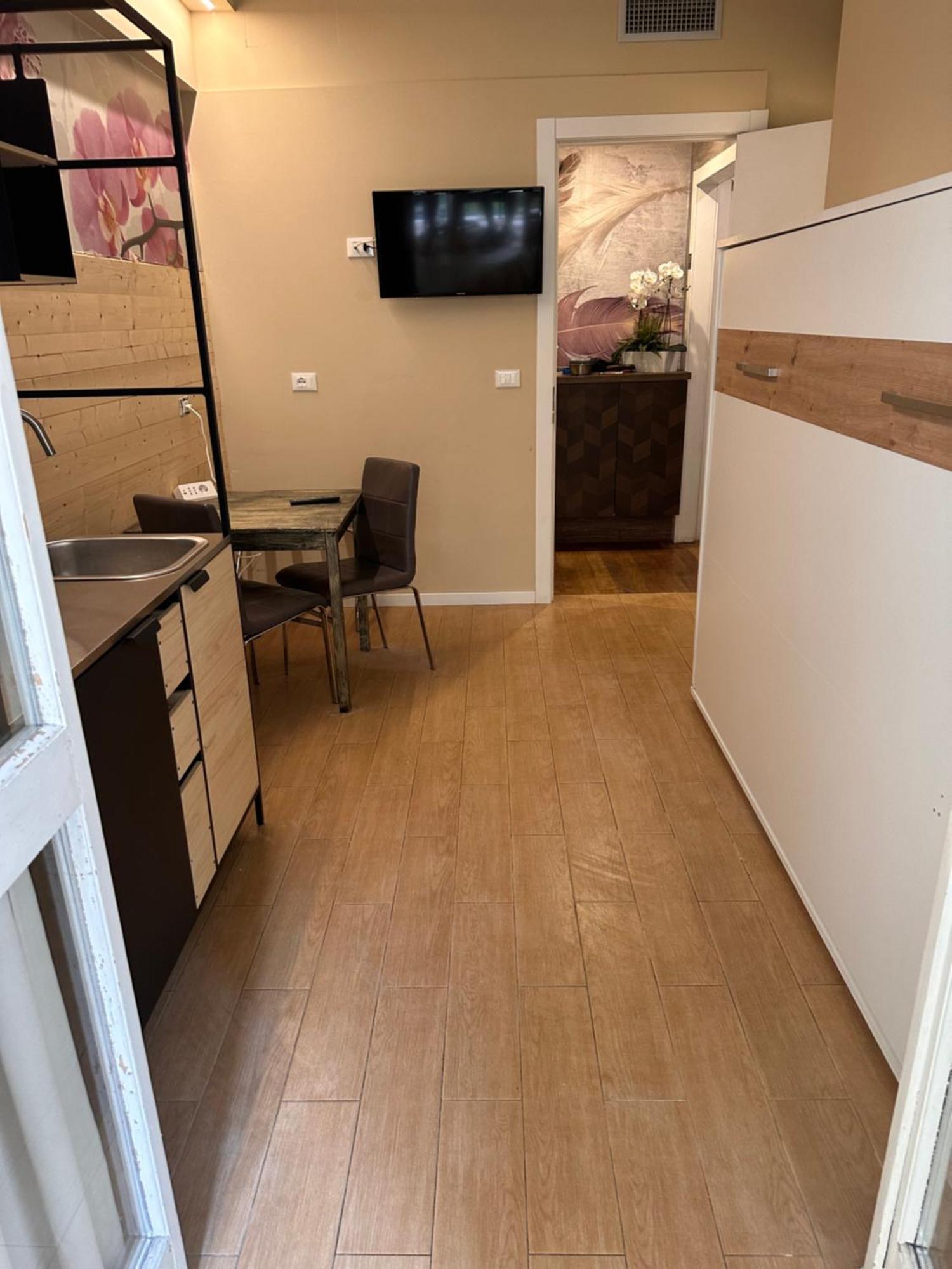 Single Room Bathroom