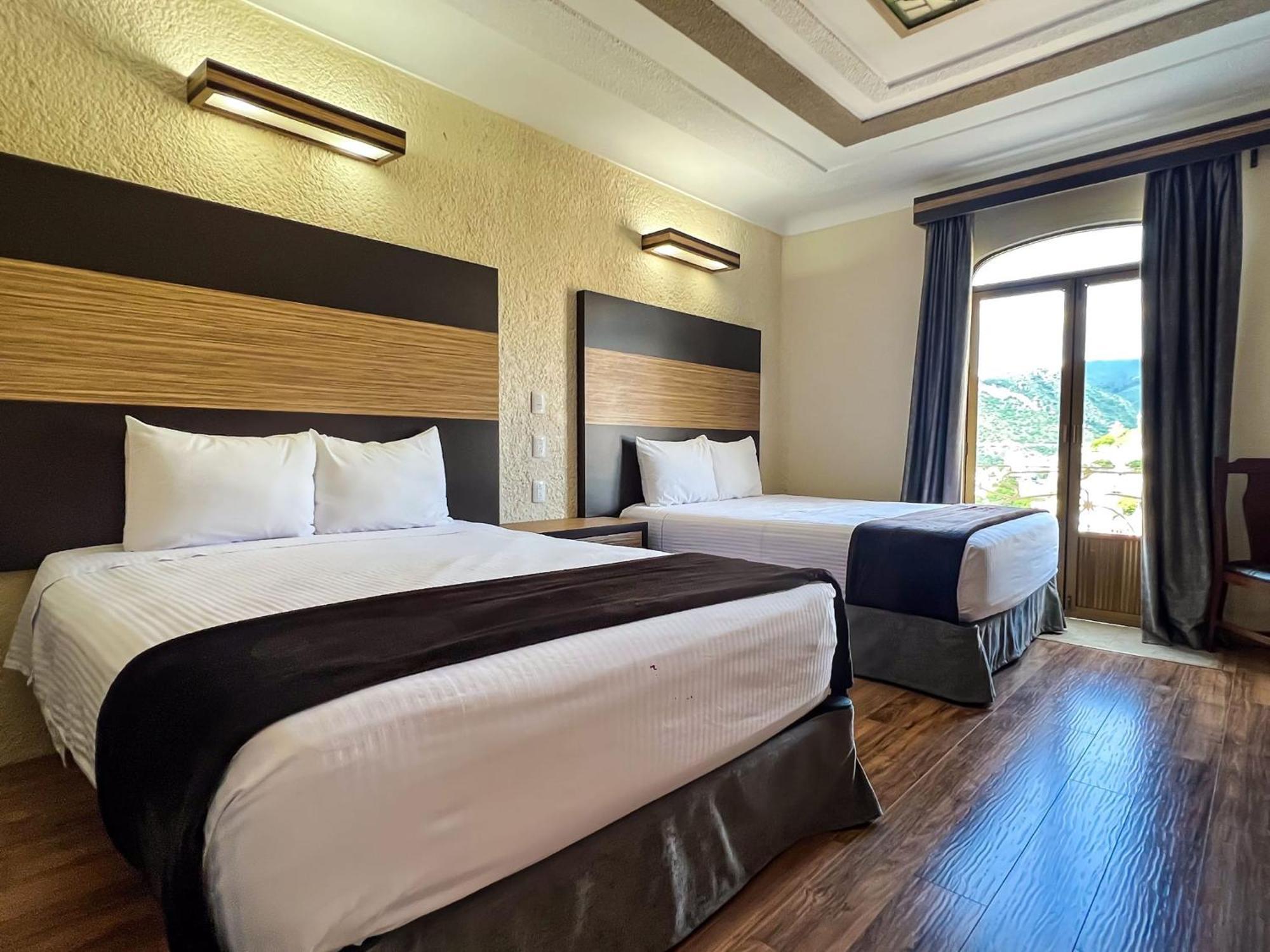 Superior Quadruple Room,1771765029:JPEG
