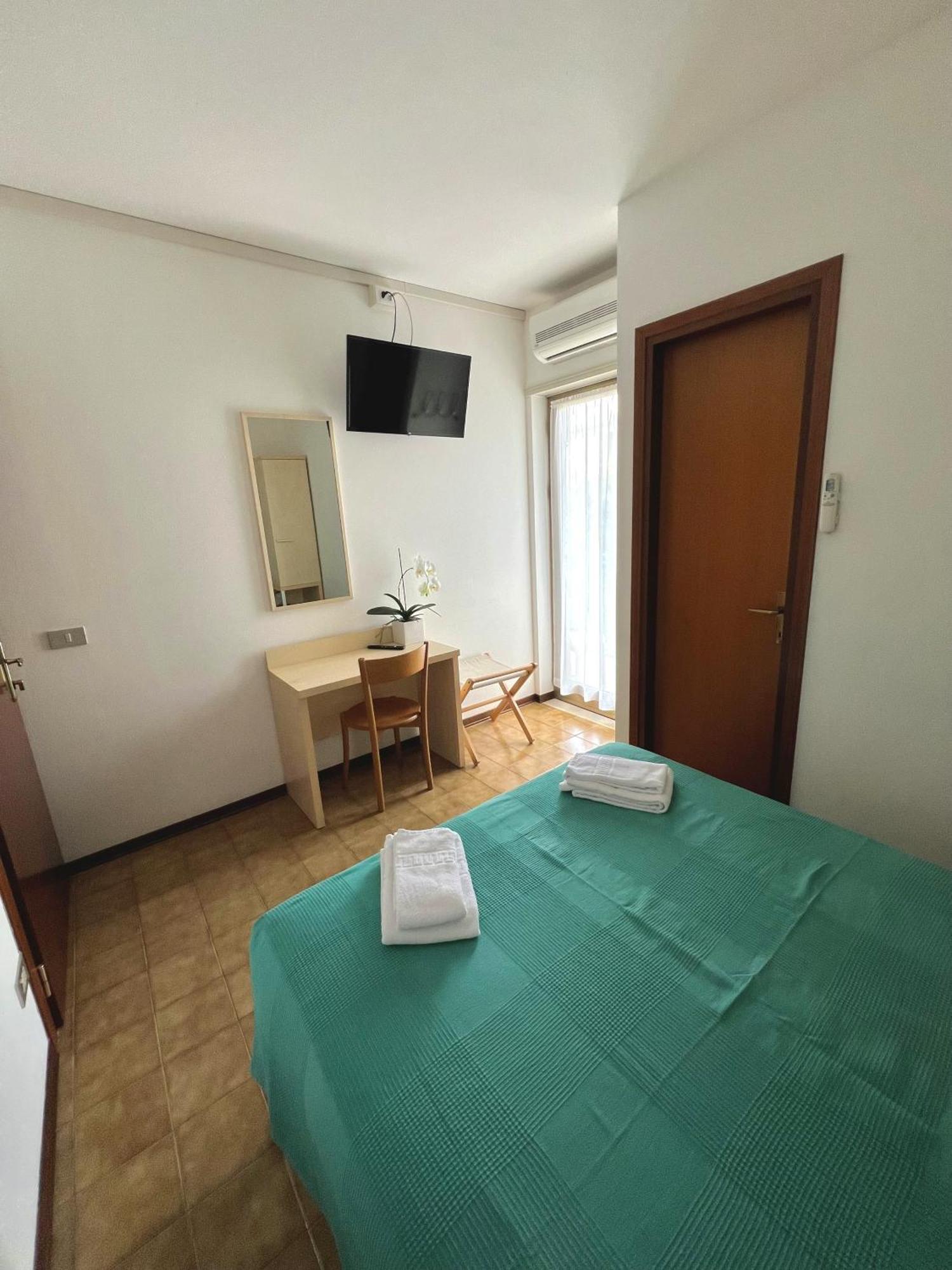 Economy Double Room,1594694768:JPEG
