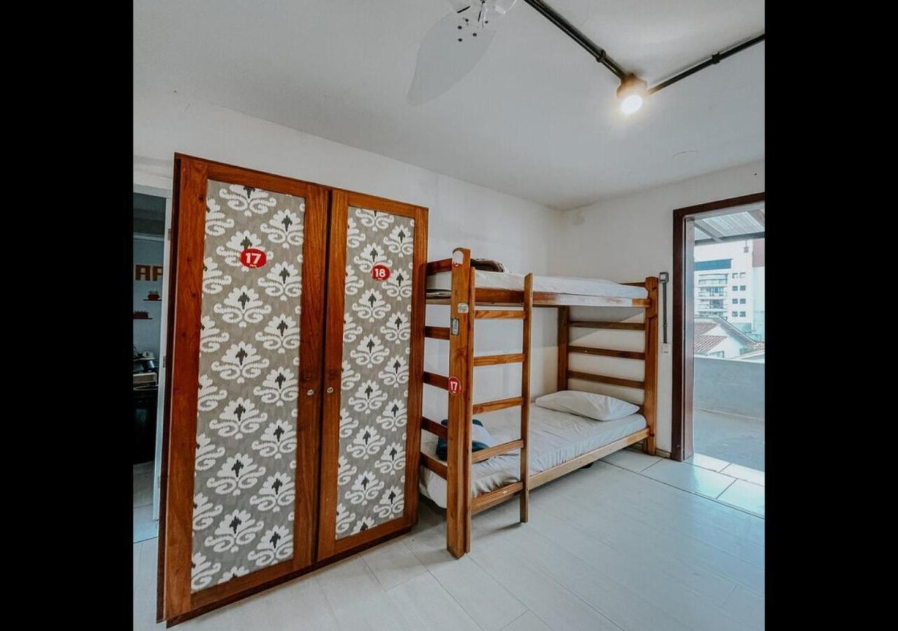 Bed 8-Bed Mixed Dormitory Room