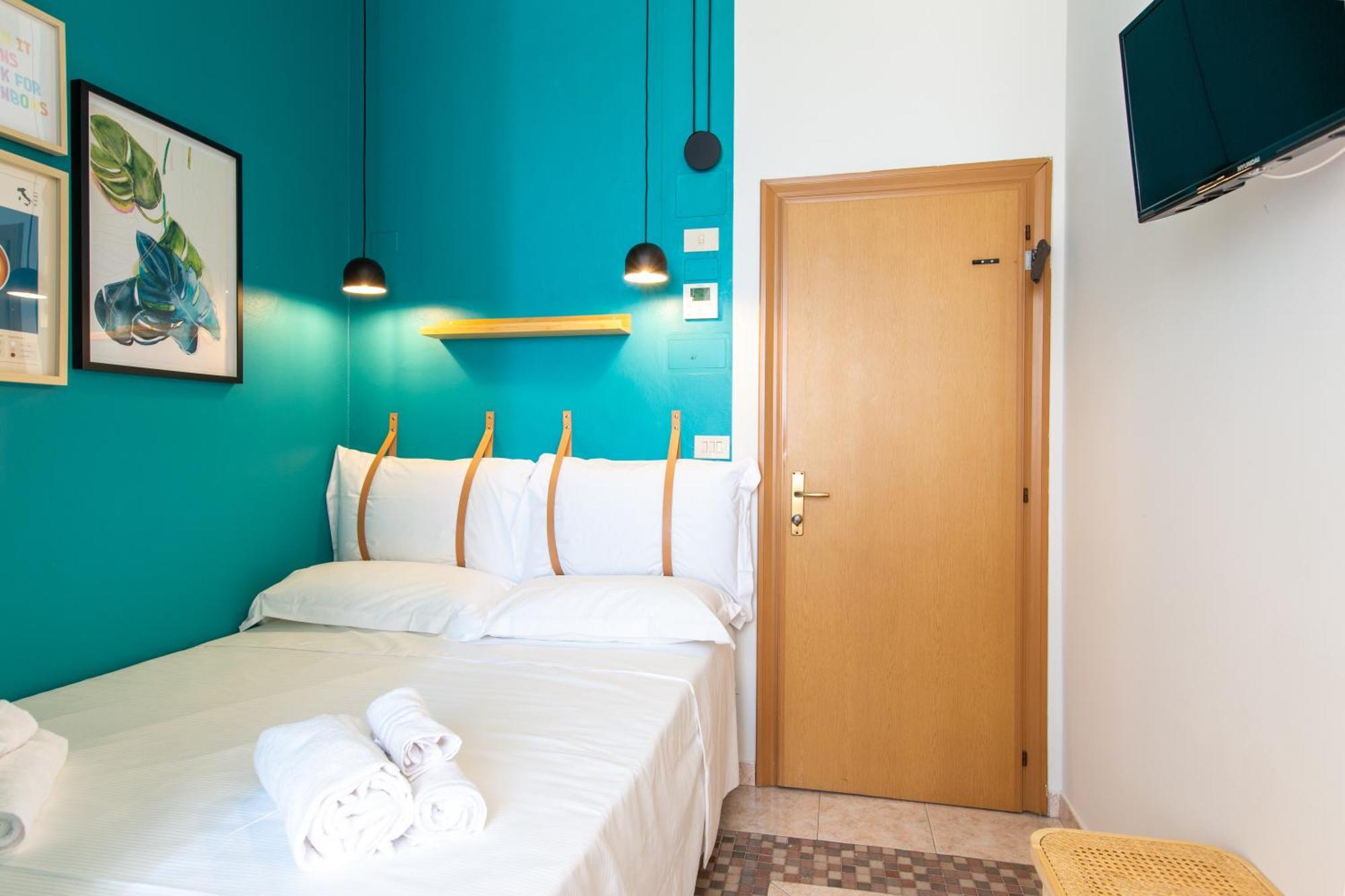 Double or Twin Room Sea View