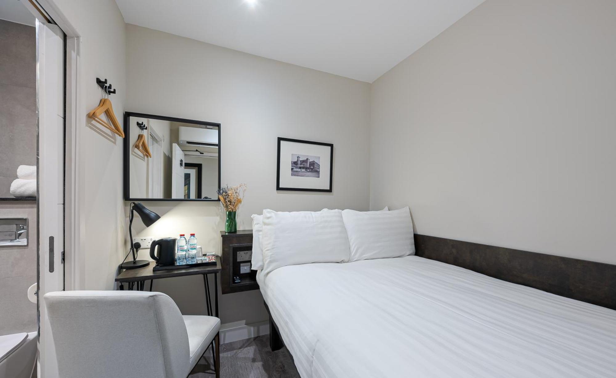 Budget Double Room without Window,1594951390:JPEG