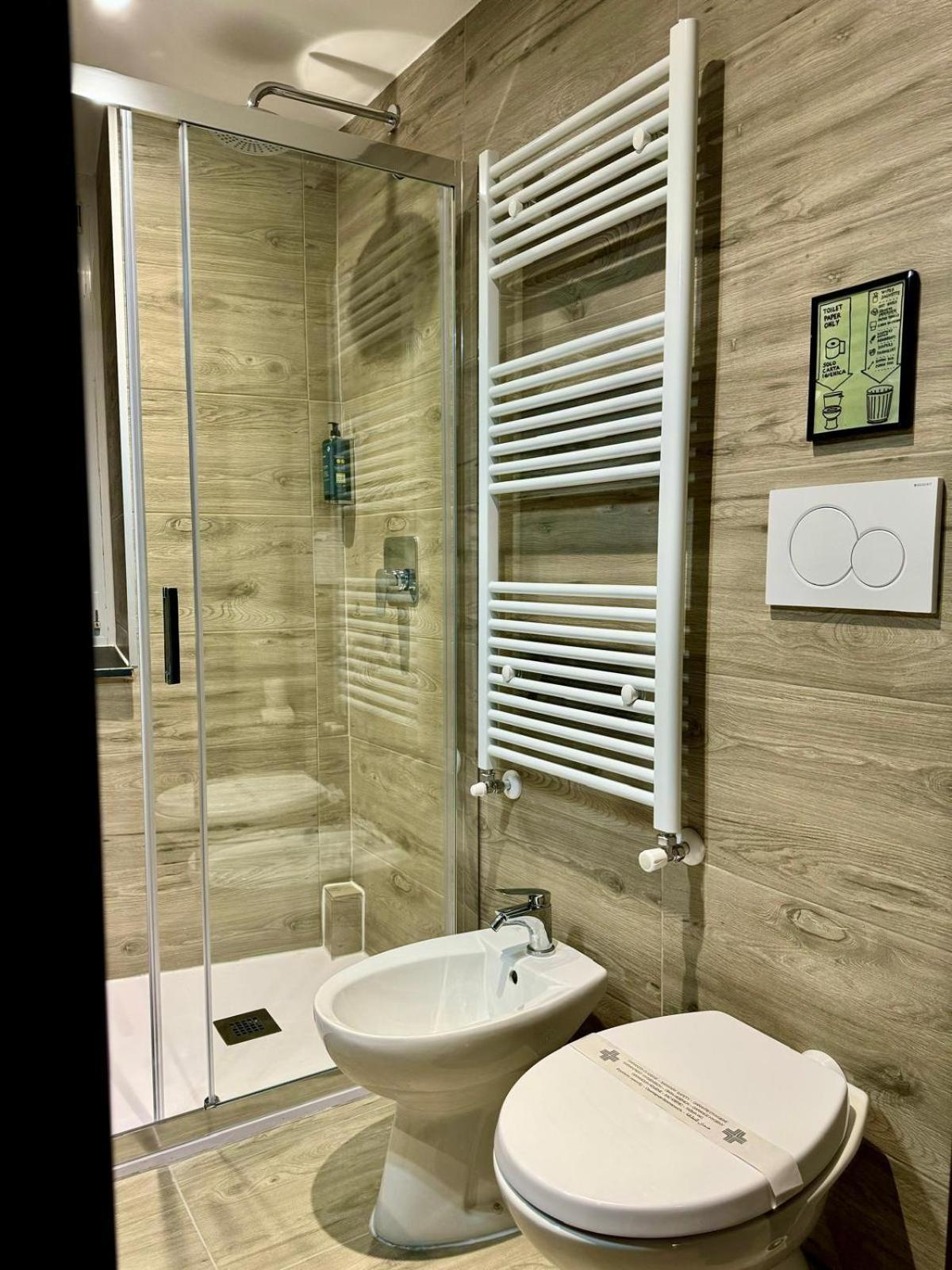 Deluxe Single Room,1595397248:JPEG